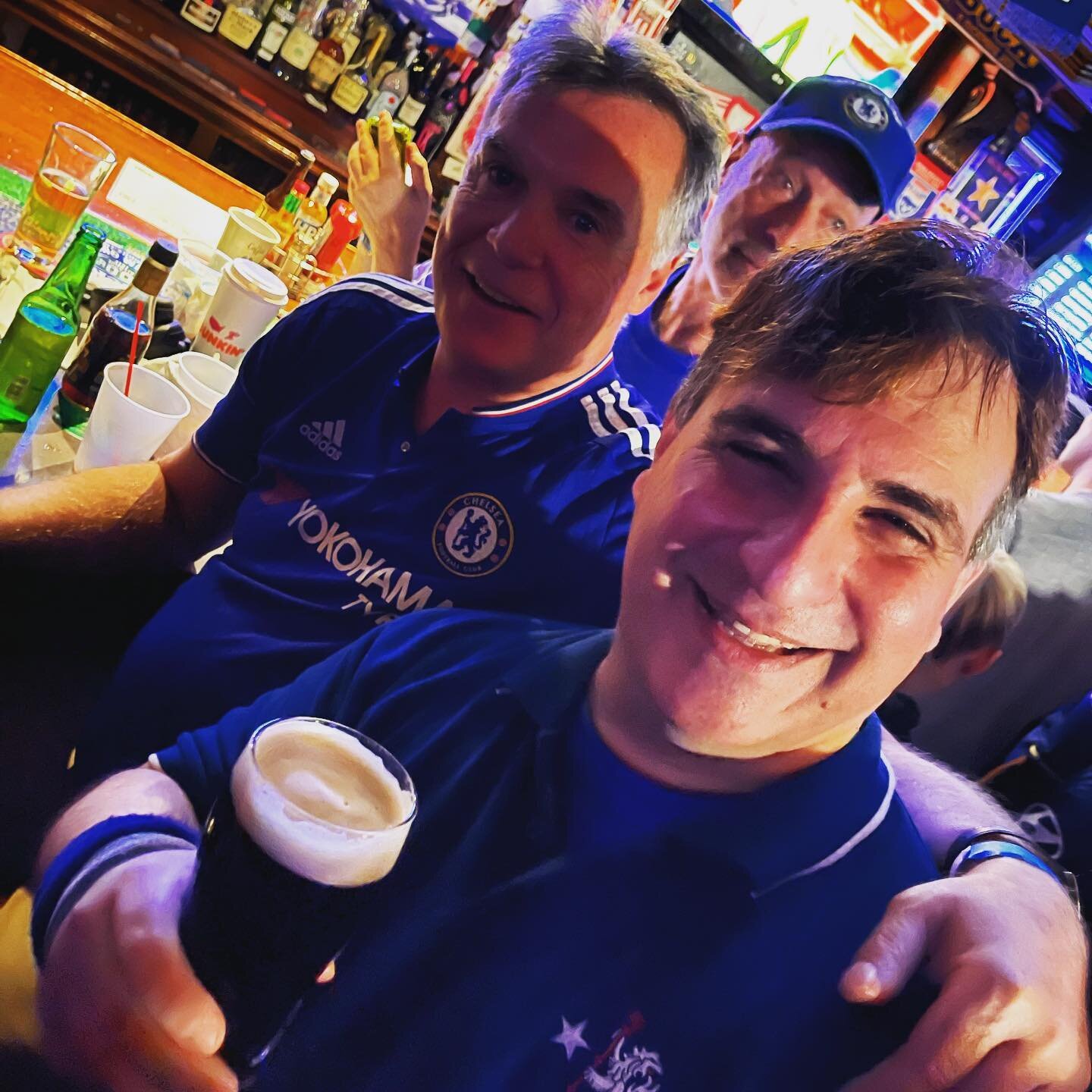 Two longtime @nybluescfc @footballfactory_nyc waiting for @chelseafc to start @chelseafcusa