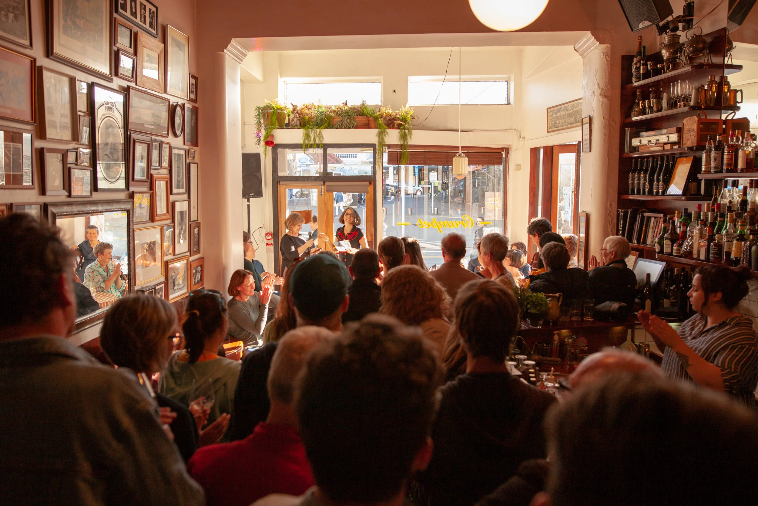 Litcrawl2019©VanessaRushtonPhotography--82.jpg