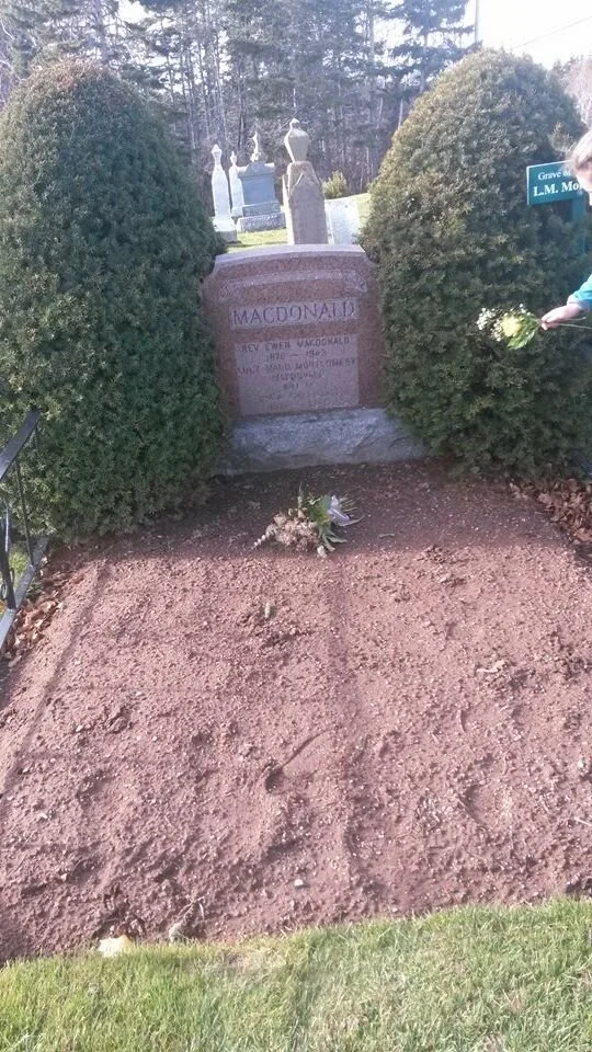 flowers on grave.jpg