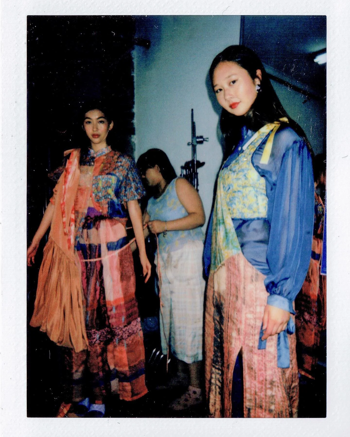 Behind the scenes with these gorgeous girls ✨