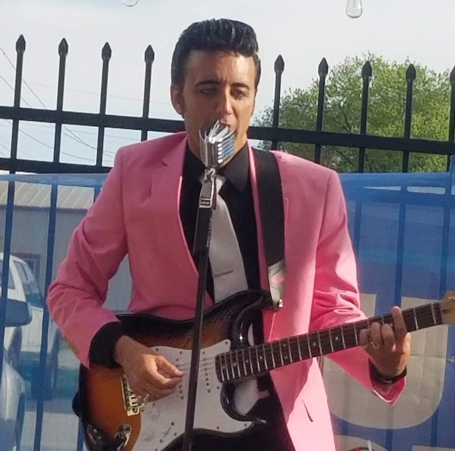 The Everett Dean Duo