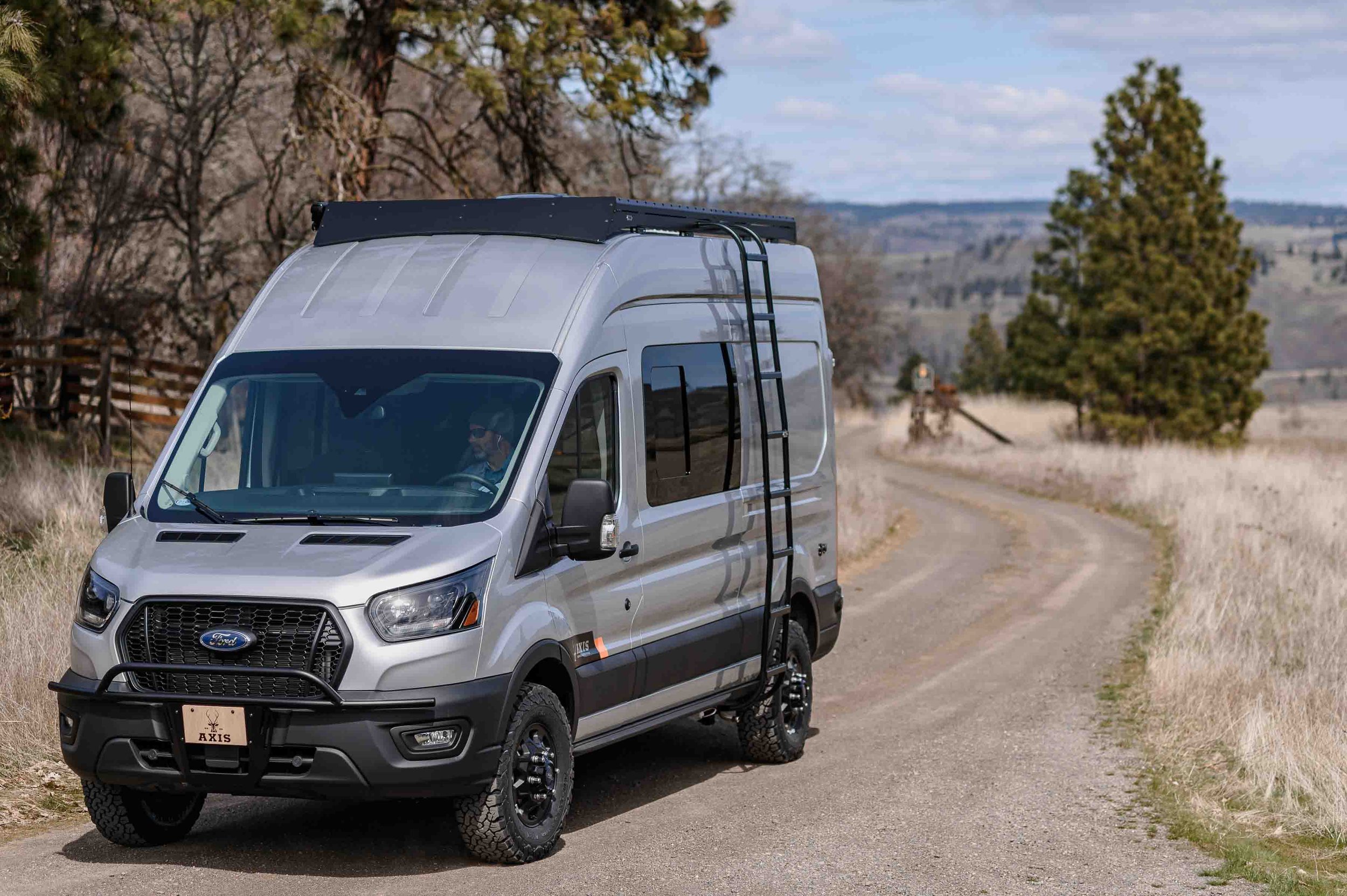 axis-vehicles-outfitters_ford-transit_230405_LR-94.jpg