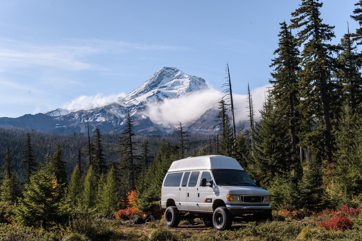 Elevate your outdoor adventures with Axis Vehicles Ujoint Offroad 4x4 conversions - blending quality, reliability, and versatility seamlessly. #ujointoffroad #axisvehicles #axisvan #make4x4vans