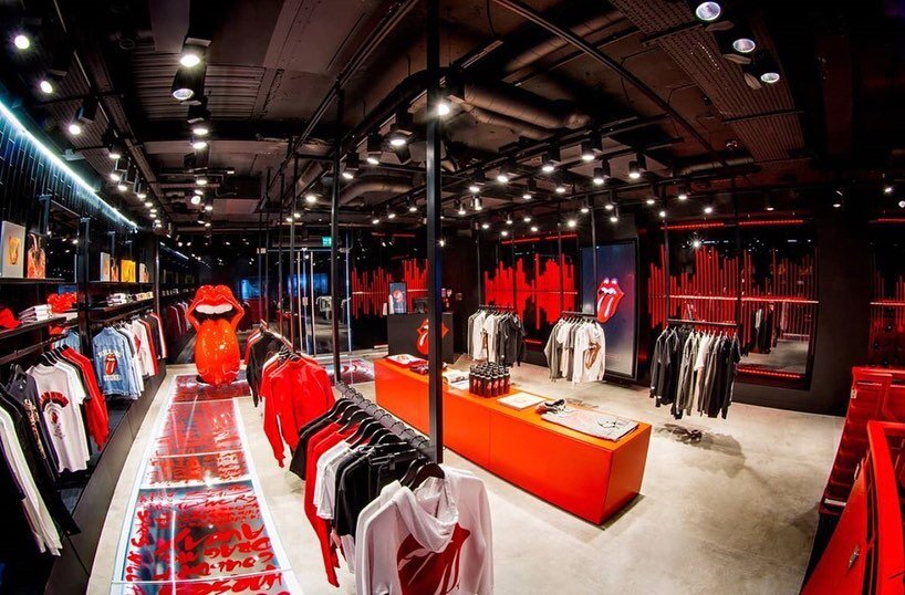 The worlds first permanent Rolling Stones store opened yesterday on London&rsquo;s ubercool Carnaby Street, Soho. The brands number one objective was to &lsquo;make it experiential, giving the customer and fans a journey of discovery&rsquo;. 

The tw