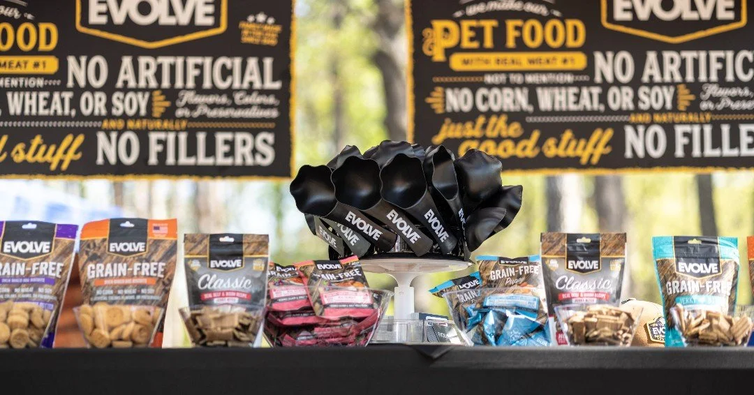 Fuel their Halloween hustle with treats that do more than taste good. 🐶🎃

Evolve Treats are made with premium ingredients and none of the tricks &mdash; just tail-wagging nutrition your pup can feel good about. 💪🍗

🦴 No costume required (but tot
