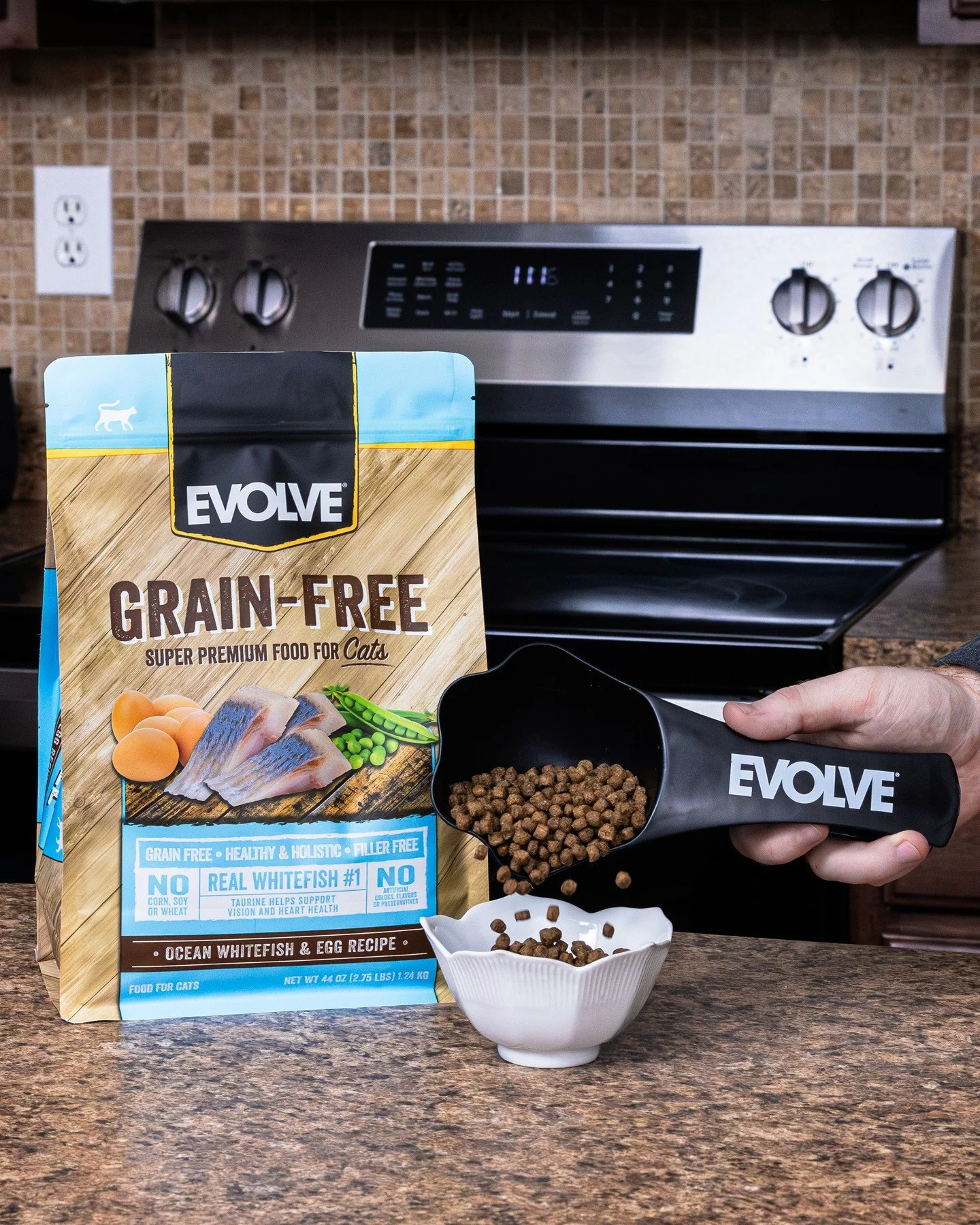 Better ingredients or better price shouldn&rsquo;t feel like a tradeoff.
With Evolve, you don't have to choose.