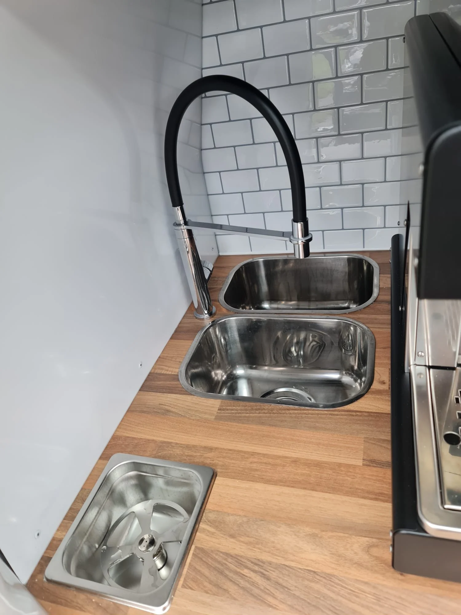 Naj Estephan-Sink.jpg