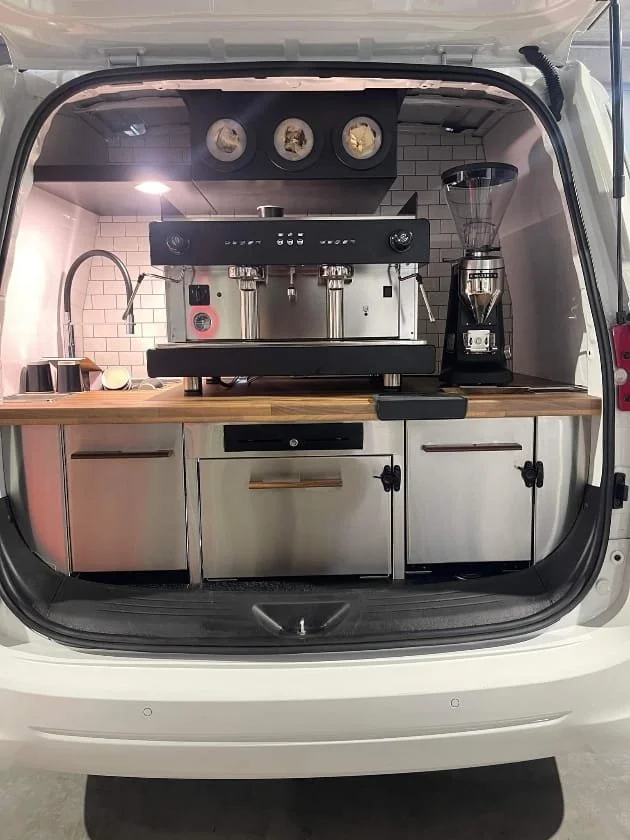 Naj Estephan-Back everything closed.jpg