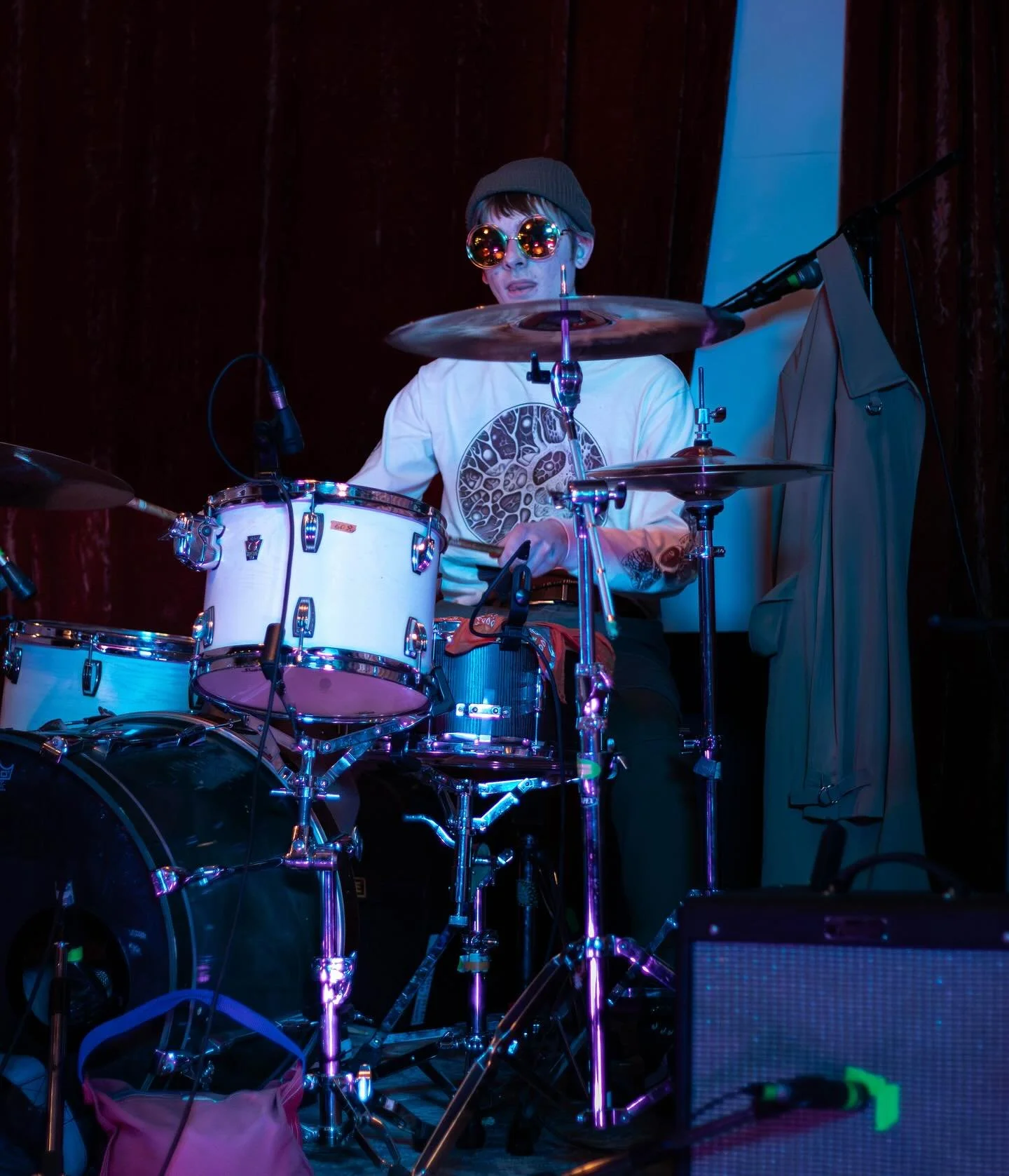 HAPPY BIRTHDAY CARSON!!!!

Thanks for being our best friend, for always making us laugh, for keeping us grounded, for contributing your brilliant creativity to our music, for showing us so many bangers, for always being patient, for reminding us of h