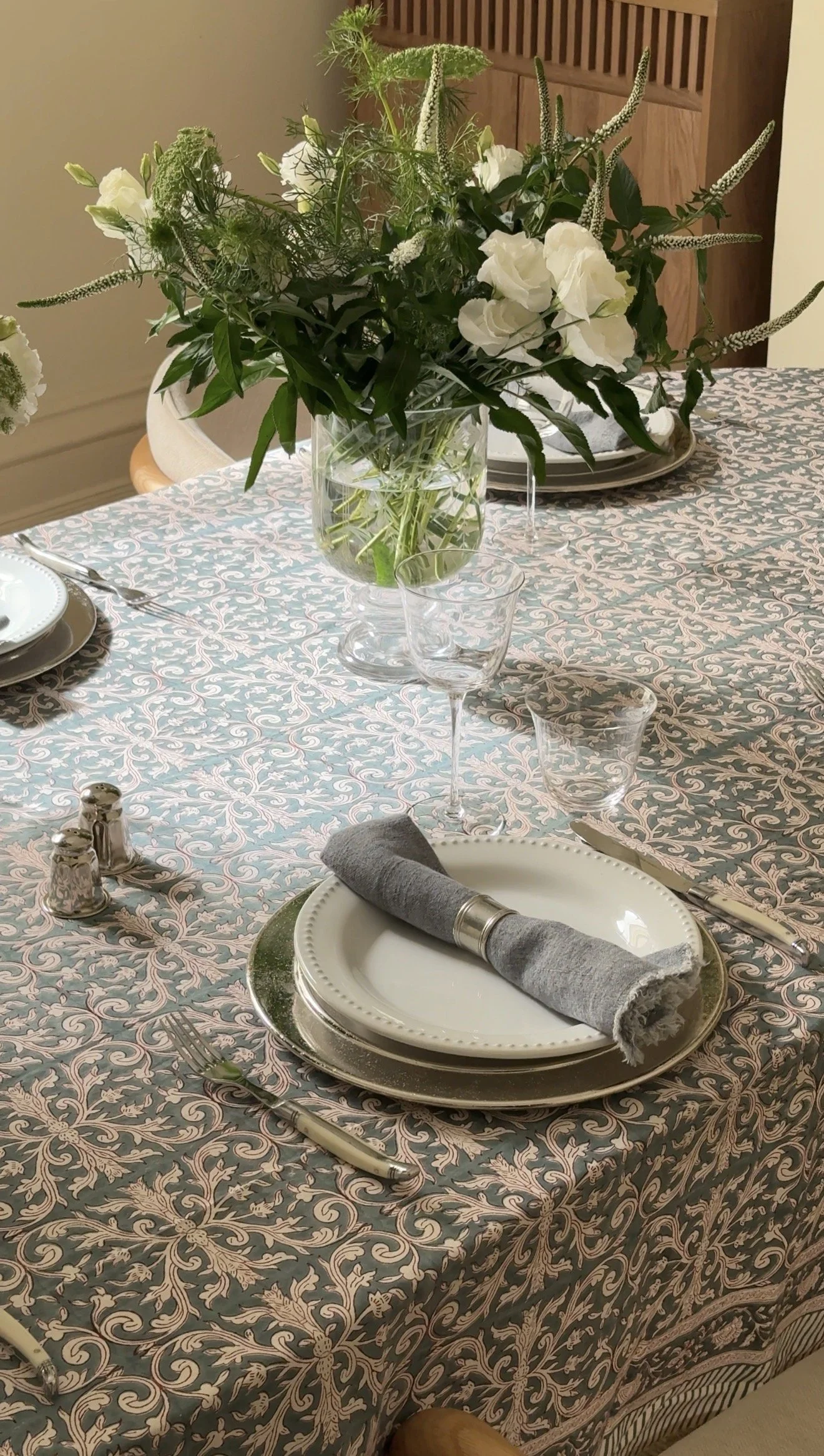 Table-Setting Etiquette: The Rules That Actually Matter