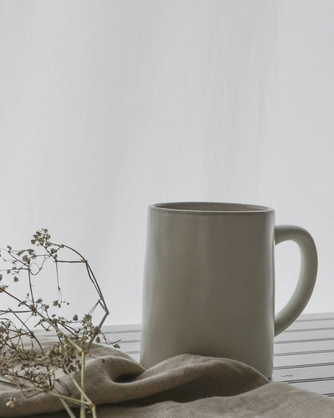 We hope everyone had a good Easter weekend!

We are now back in action this morning with a new kitchen delivery and more lovely client designs.

If you are considering a new home renovation project but need help with choosing colours, take a look at 