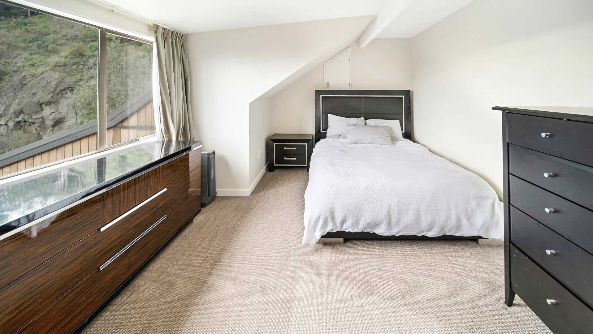 Bed Bath5 (Large).jpg