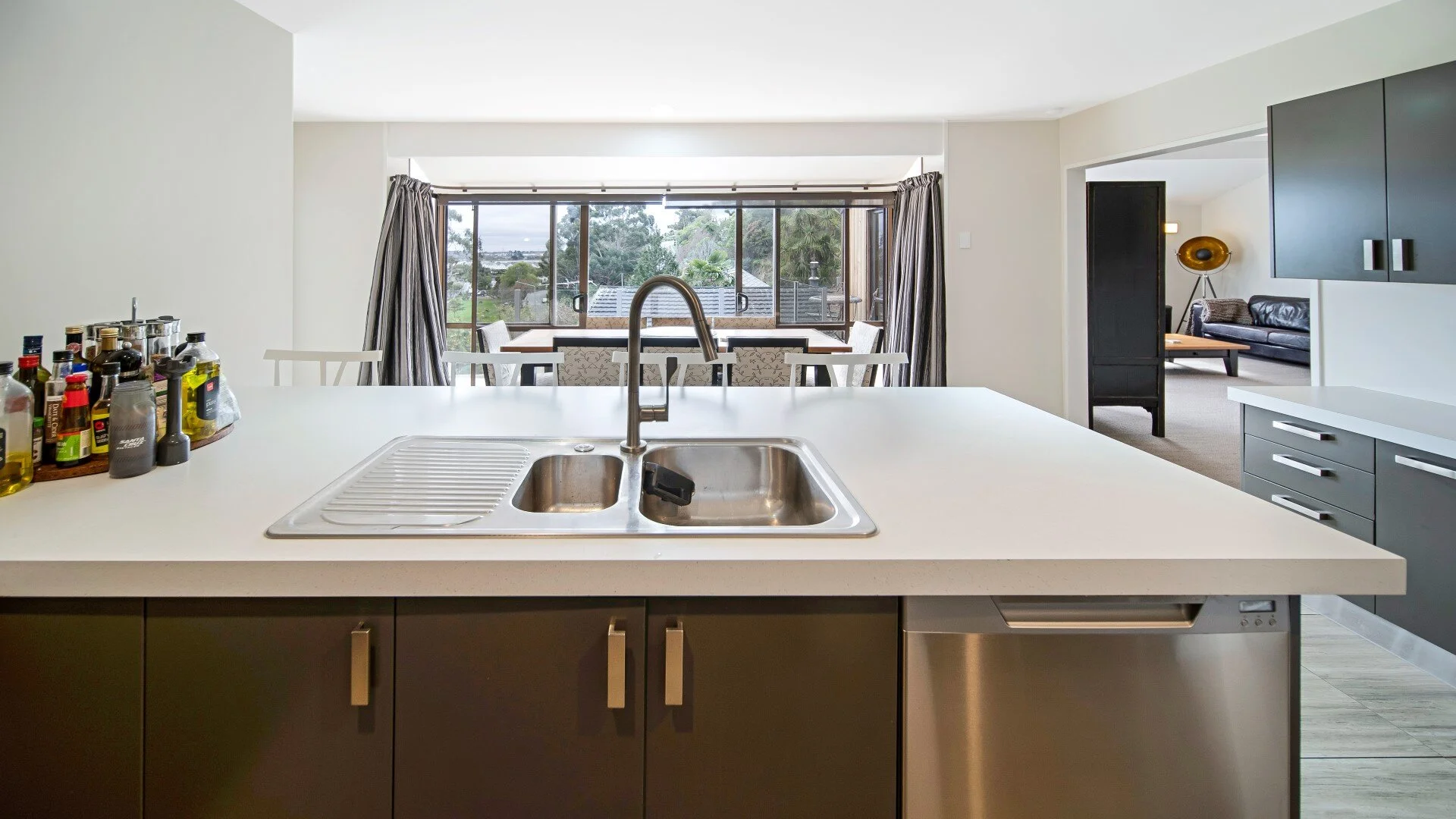 Living12 (Large).jpg