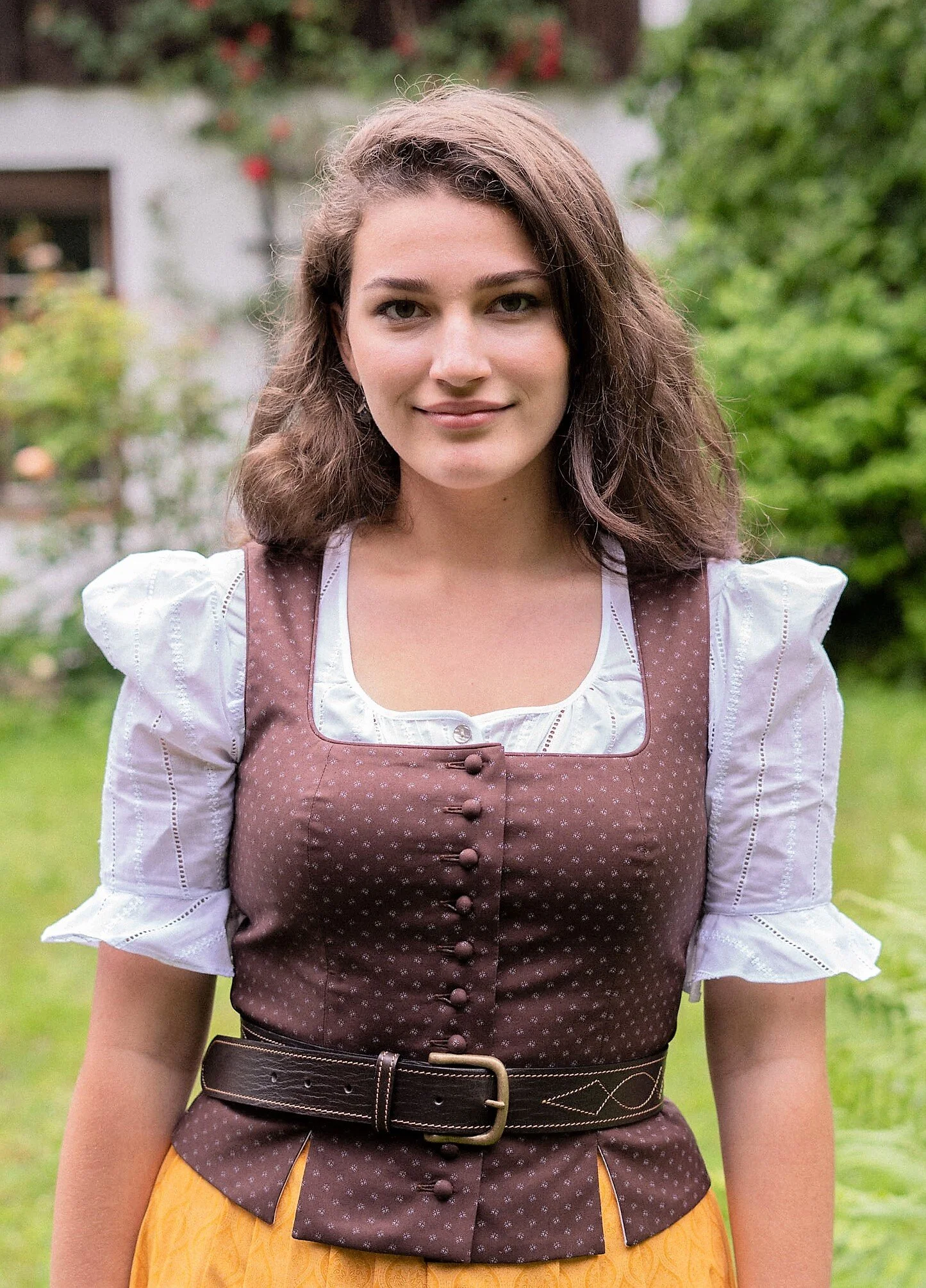 Mieder "Miesbach" braun
