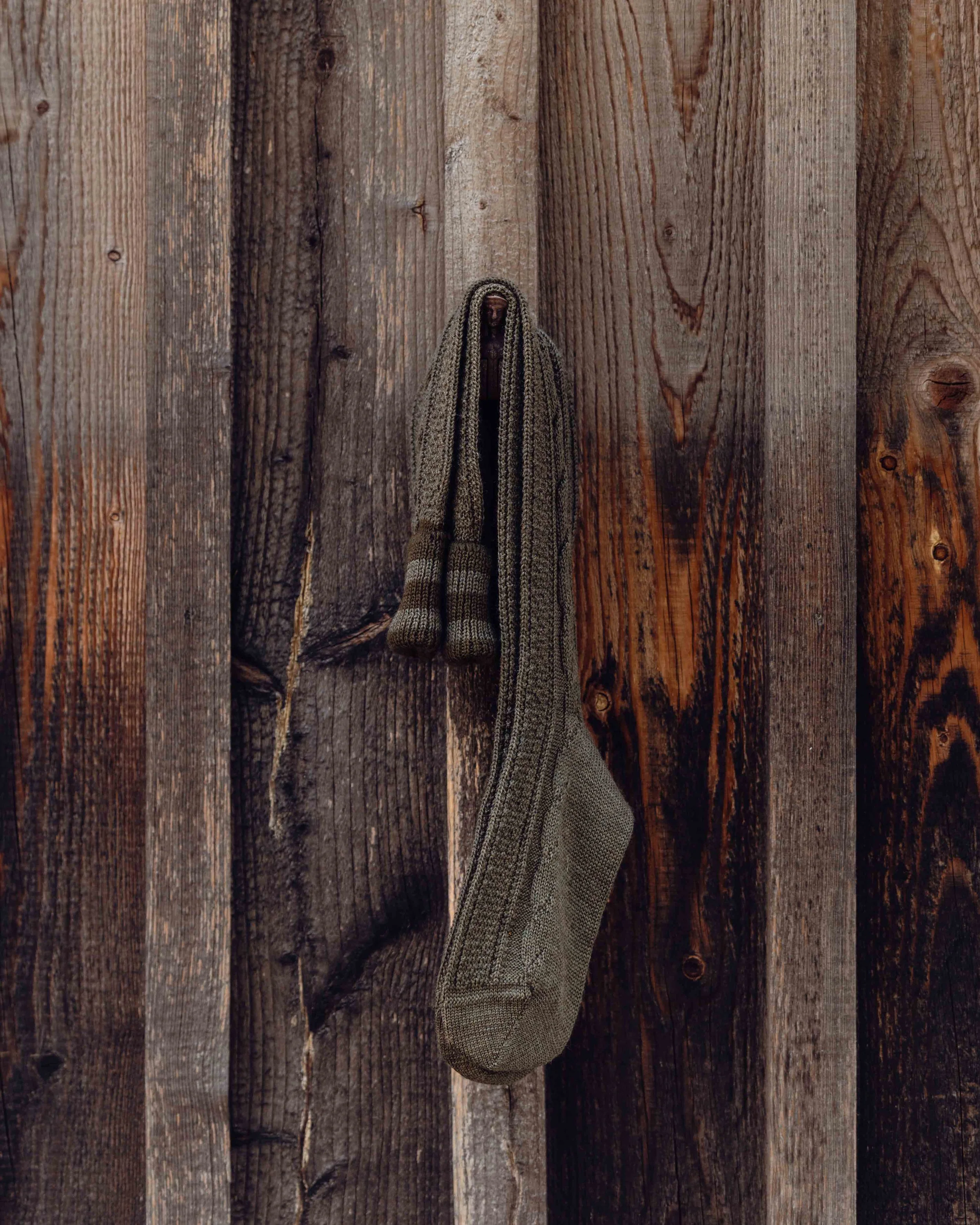 Strümpfe  maschinengestrickt olivgrün