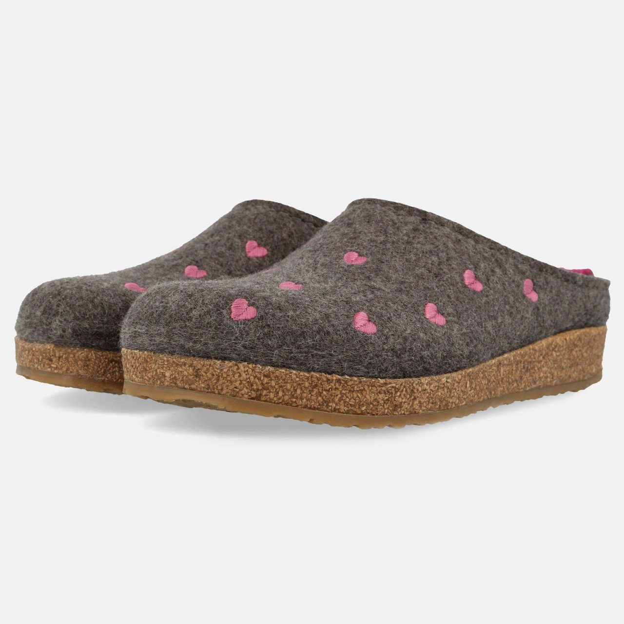 haflinger-filzpantoffel-grau-74103104-cuoricino5be970e351ab8_1280x1280.jpg