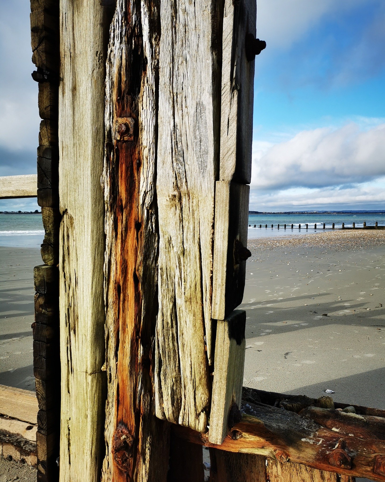 Sand and sea for miles and miles. We never get tired of these views 🥰
.
.
 #beachwalks👣 #beachwalksarebest #beachwalksarethebest #beachwalks #coastalwalks #coastalwalksuk #witteringssurf #witteringslife #witteringsbeach #witteringsbusiness #ilovesu