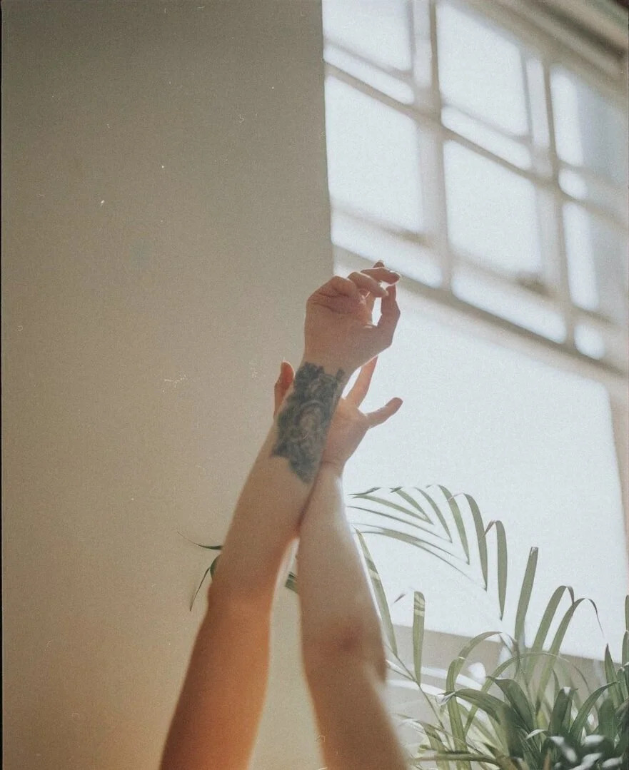 8 Morning Stretches For Perfect Posture