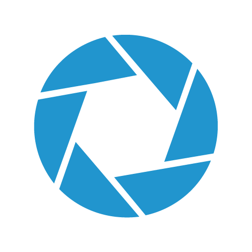 A stylized camera aperture icon in blue and black.
