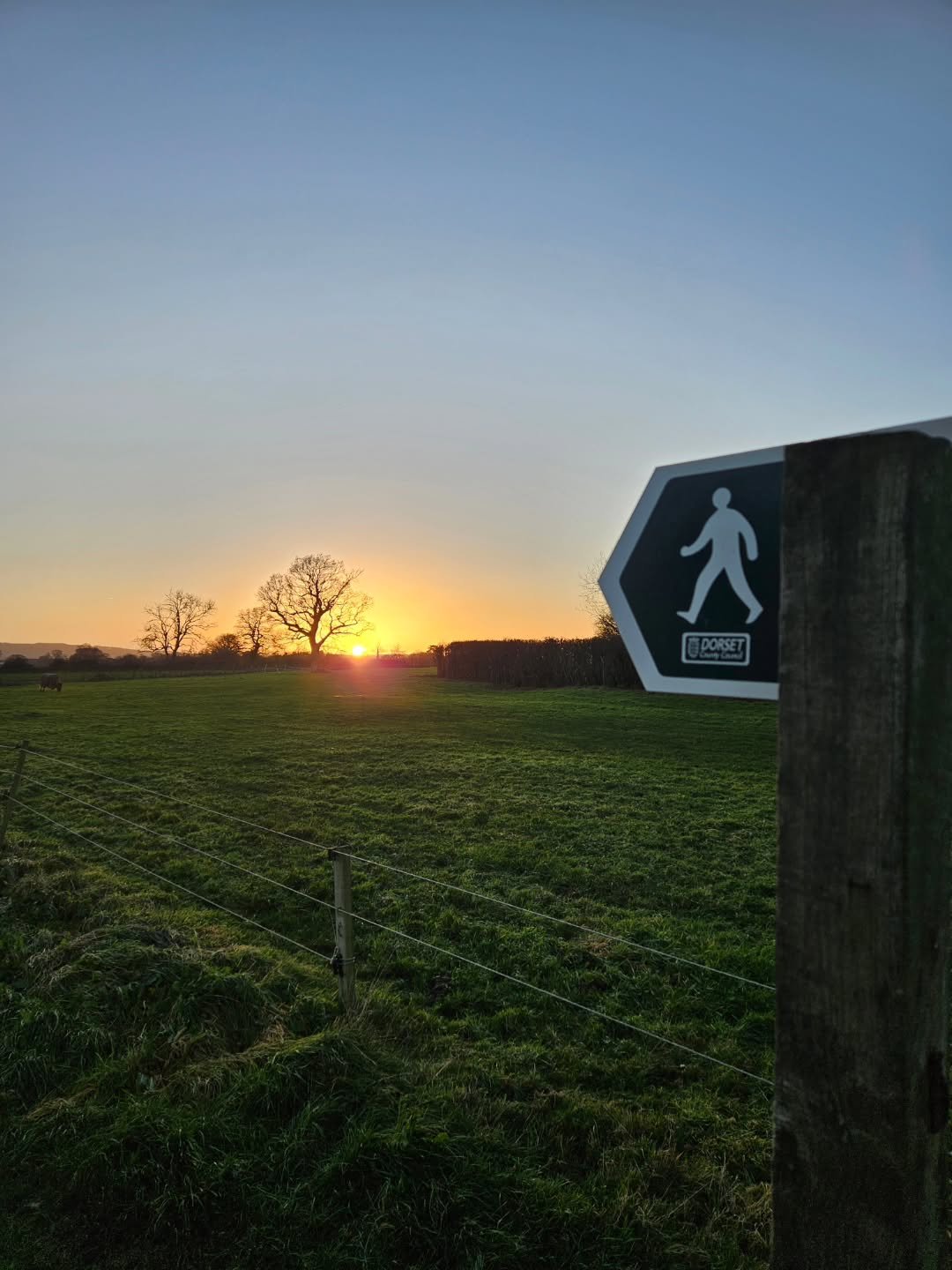 #lastlightoftheday #dorset #publicrightofway