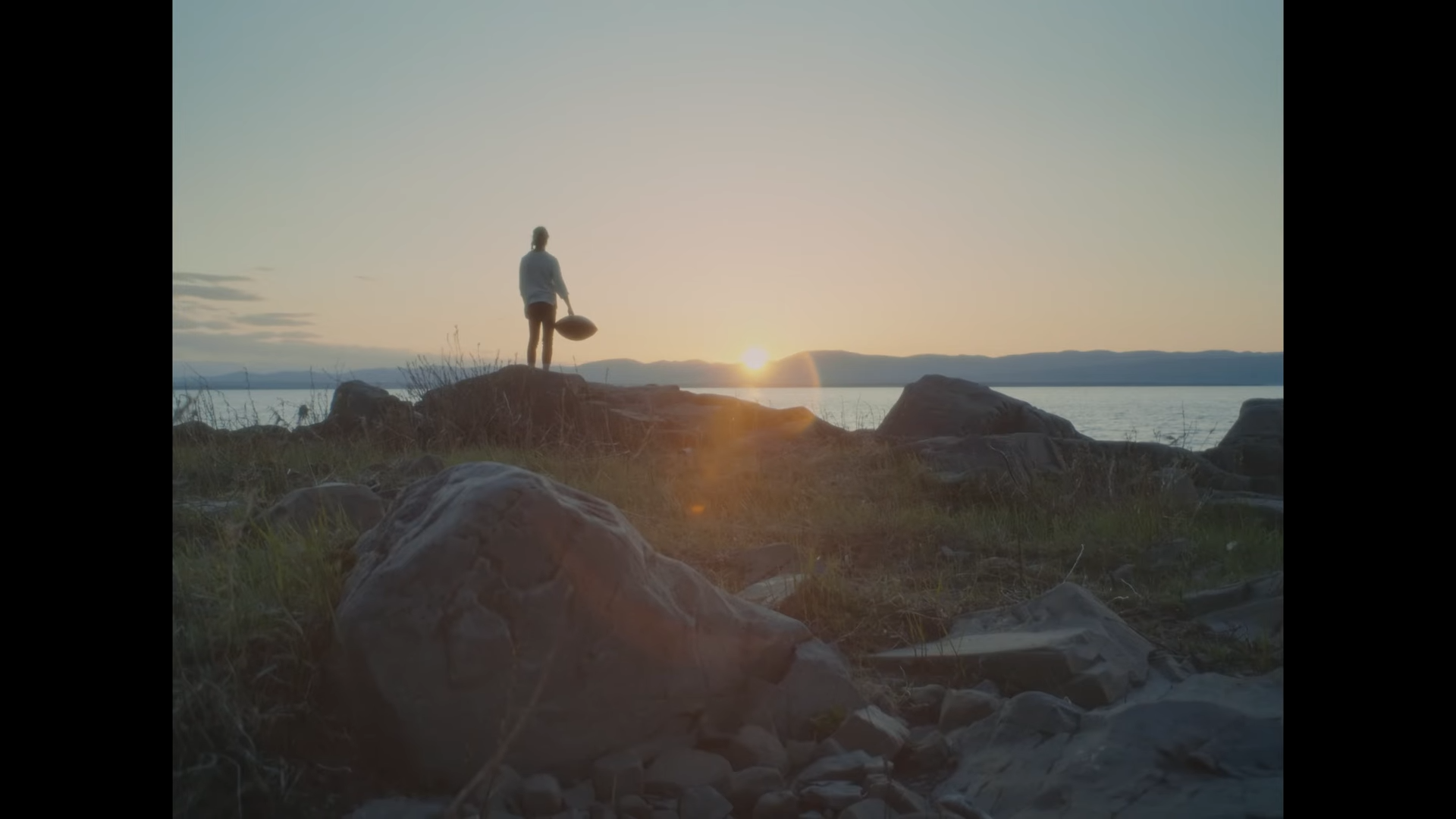 La Sirena - Francis Leclerc (Official Video)