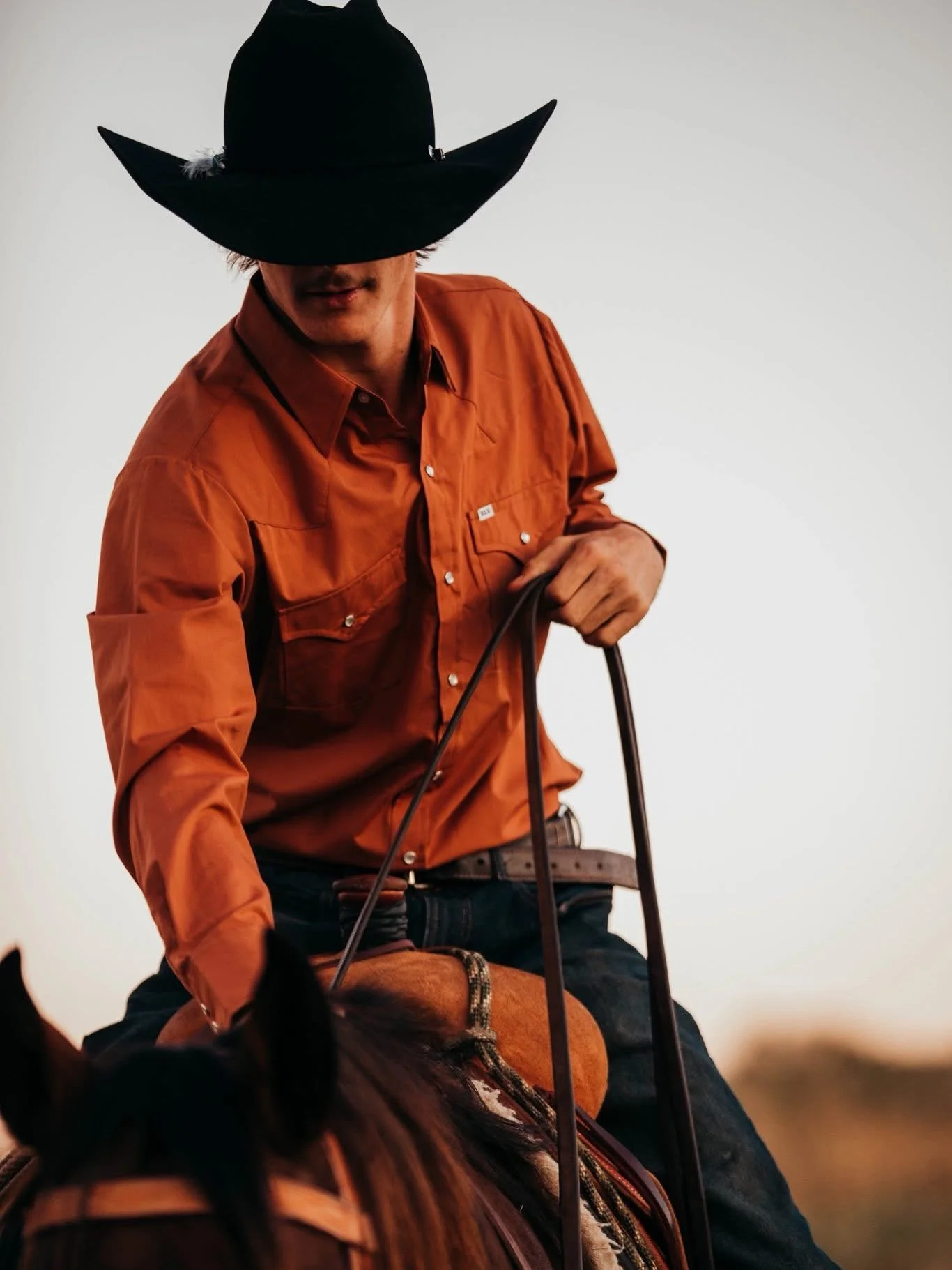 I&rsquo;m behind on posting, go figure 🌙 

senior pictures but make em cowboy &bull; I&rsquo;ll be back in Oklahoma in the fall for a couple of weeks if you are wanting family photos, seniors or engagement 🫶🏻 I&rsquo;ll have sometime to sneak in a