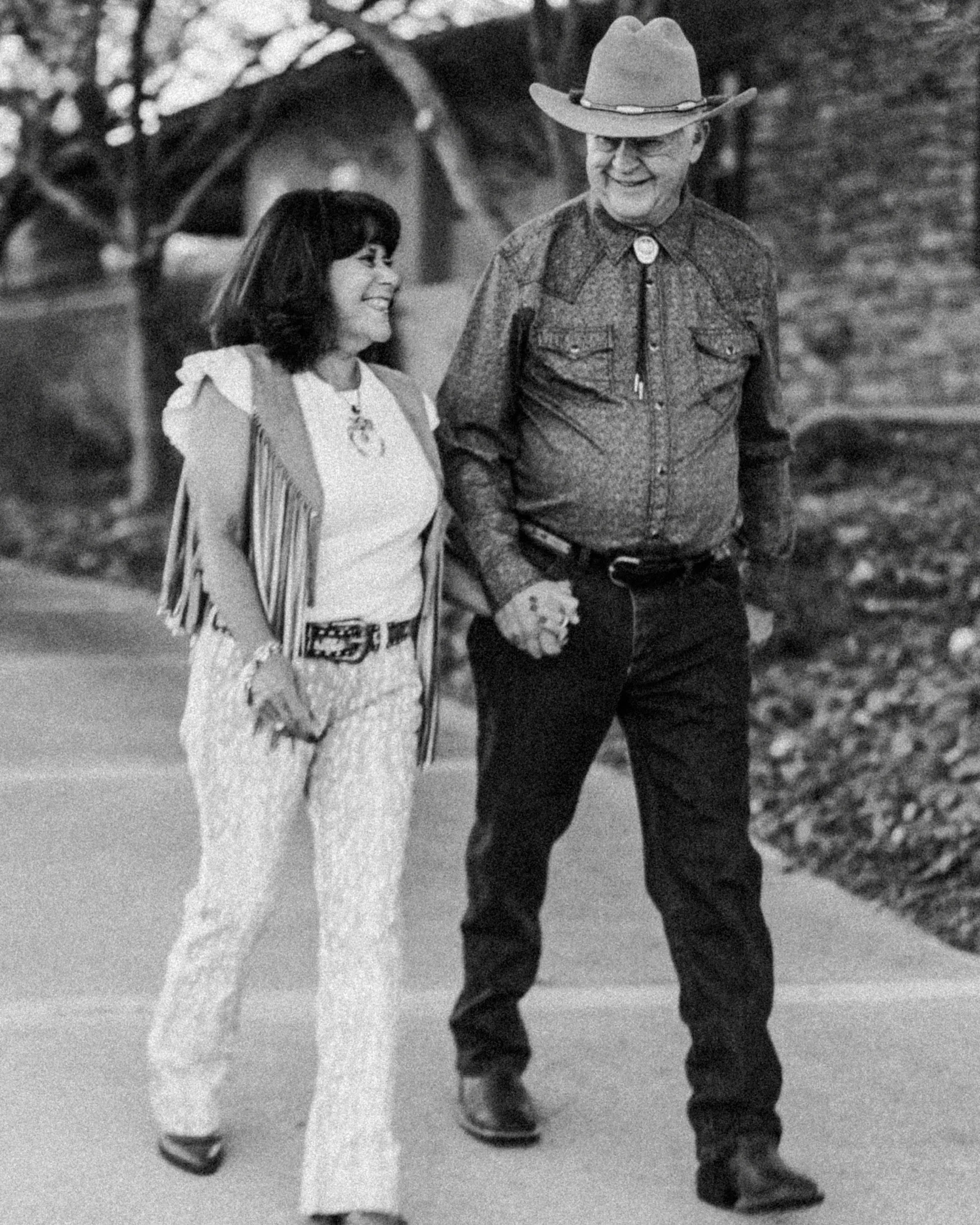 My most favorite love story is the one that&rsquo;s stood the test of time❣️but y&rsquo;all already knew that. 

Happy 45th wedding anniversary 

#anniversaryphotoshoot #lovestory #canon #arizonaphotographer #desertsunset
