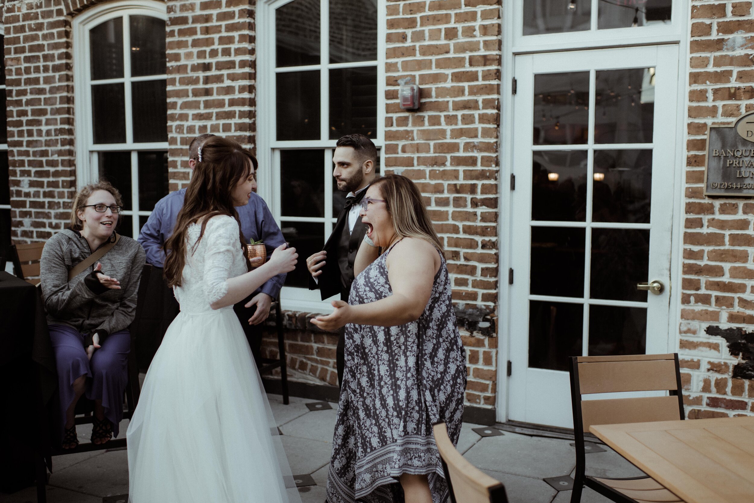 bride-with-friends-churchills-pub-savannah.jpg