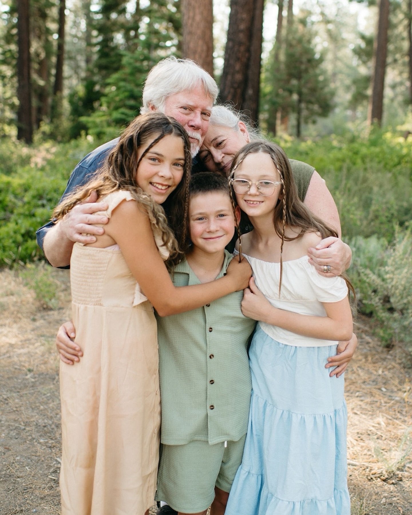 Before we moved back, I don&rsquo;t think I&rsquo;d ever booked an extended family session. I book them constantly, now, and LOVE them!! 

Lake Tahoe wedding photographer, Lake Tahoe family photographer, Lake Tahoe photographer, Reno family photograp