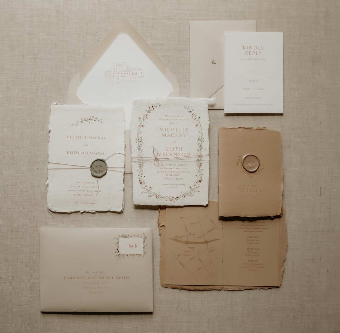 This invitation suite by @statuerue was one of my favourites from last year. The colours, the details, the elements that felt so right for Michelle and Keith&rsquo;s vibe!

@jeffshuh 
@michellemackay999 
@foreverwildfield 
@elora_mill 
@pearlewedding