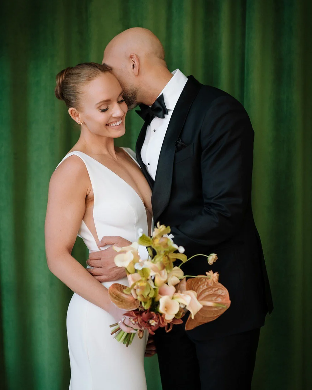 A moment suspended in time. B+Q's first look at @gladstonehouseto is the epitome of elegance and intimacy. Here's to crafting memories that last a lifetime, celebrating love in a setting as unique as their journey.

Shot by @bsimkova.
Beauty @esbrida