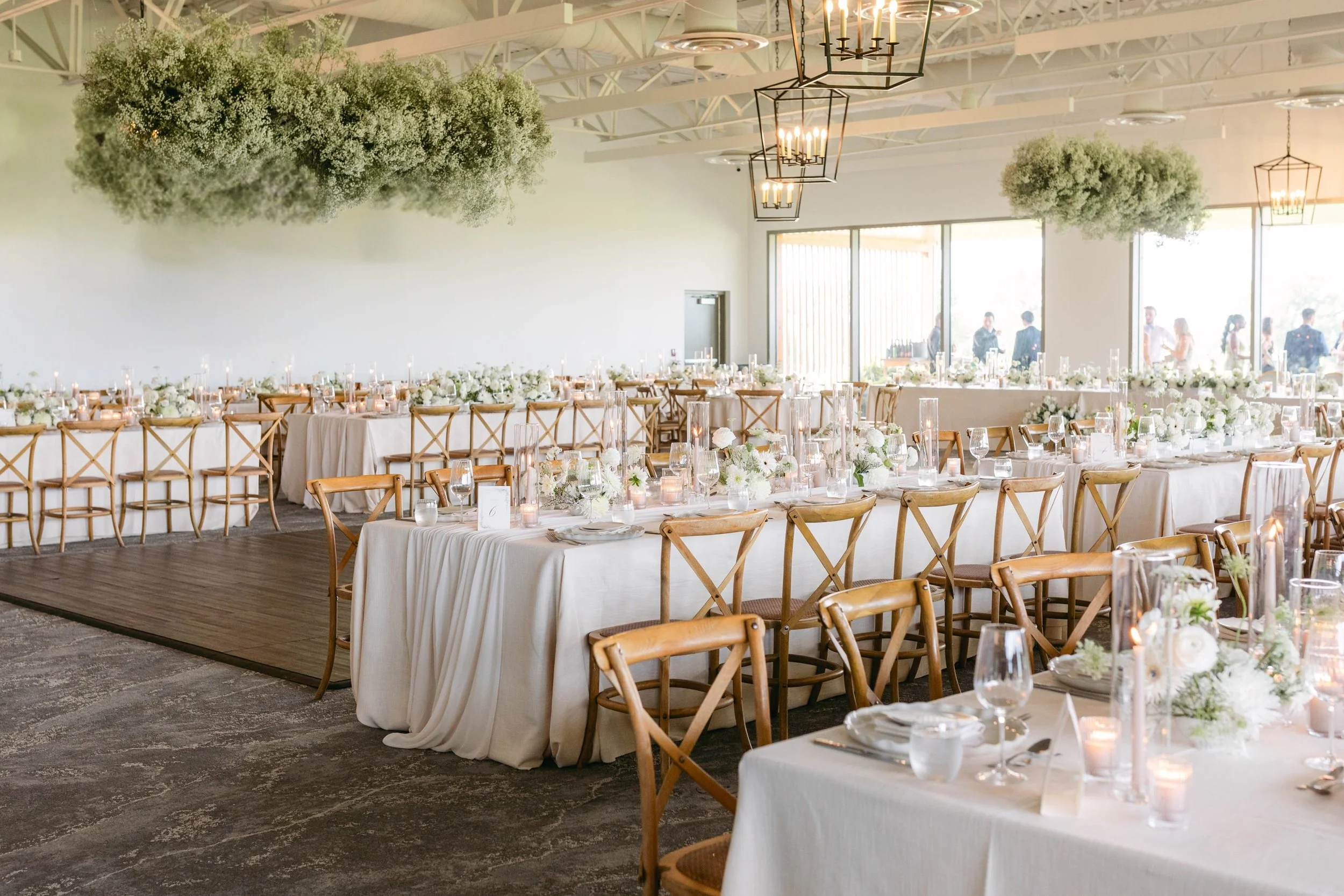 Classic White Wedding at Ravine Vineyard in Niagara-on-the-Lake