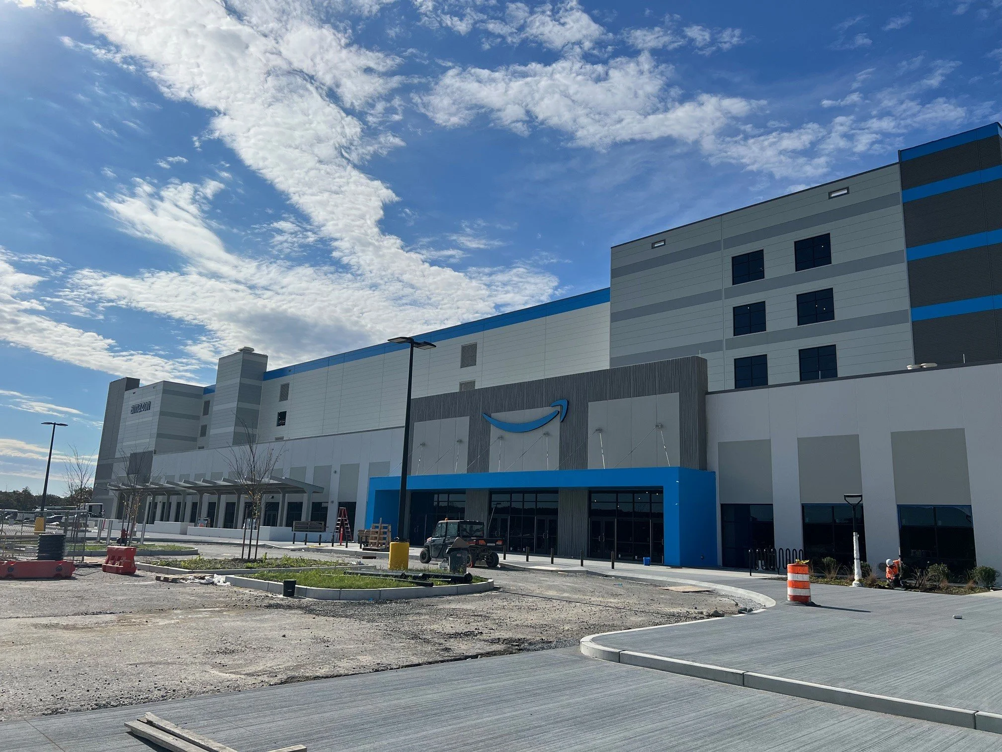 Amazon Fulfillment Center - Charlton, MA