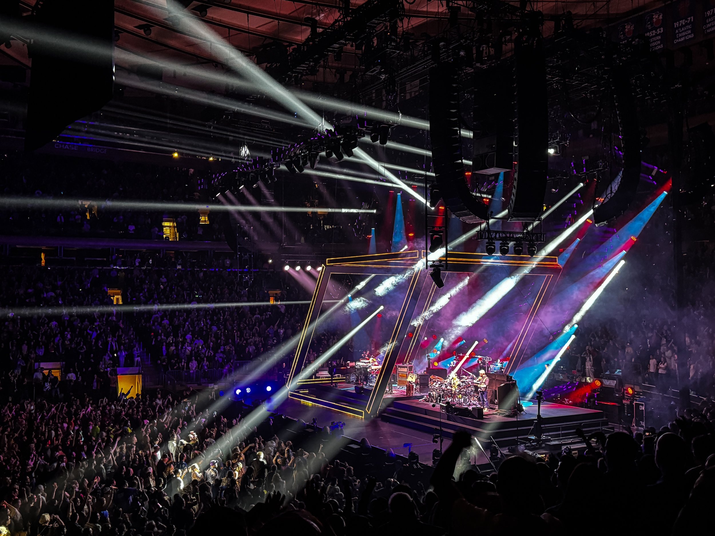 Phish 12.31.23-03.jpg