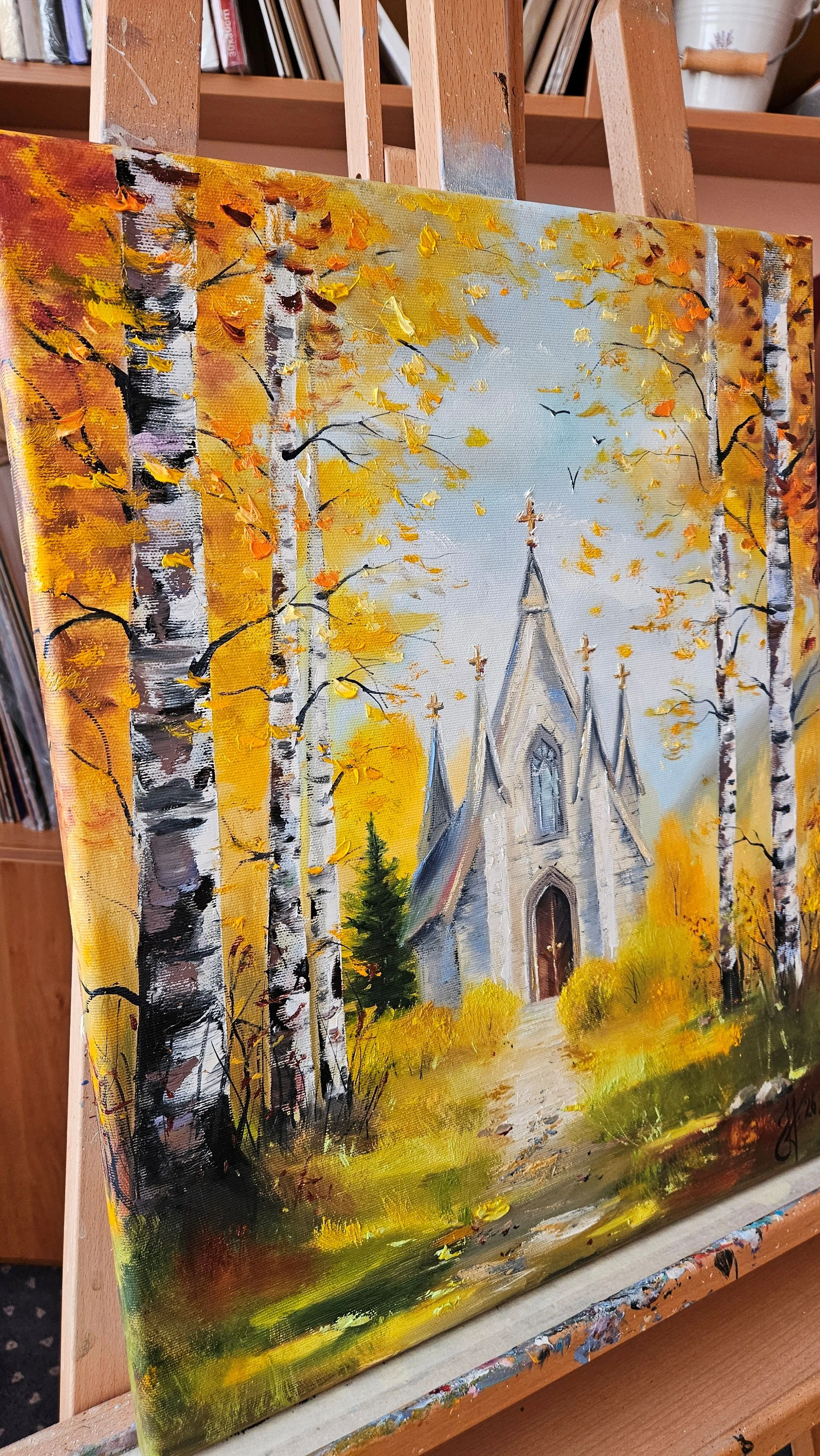 Kostolík v lese uprostred letnej prírody. Ručne maľovaný obraz na predaj.