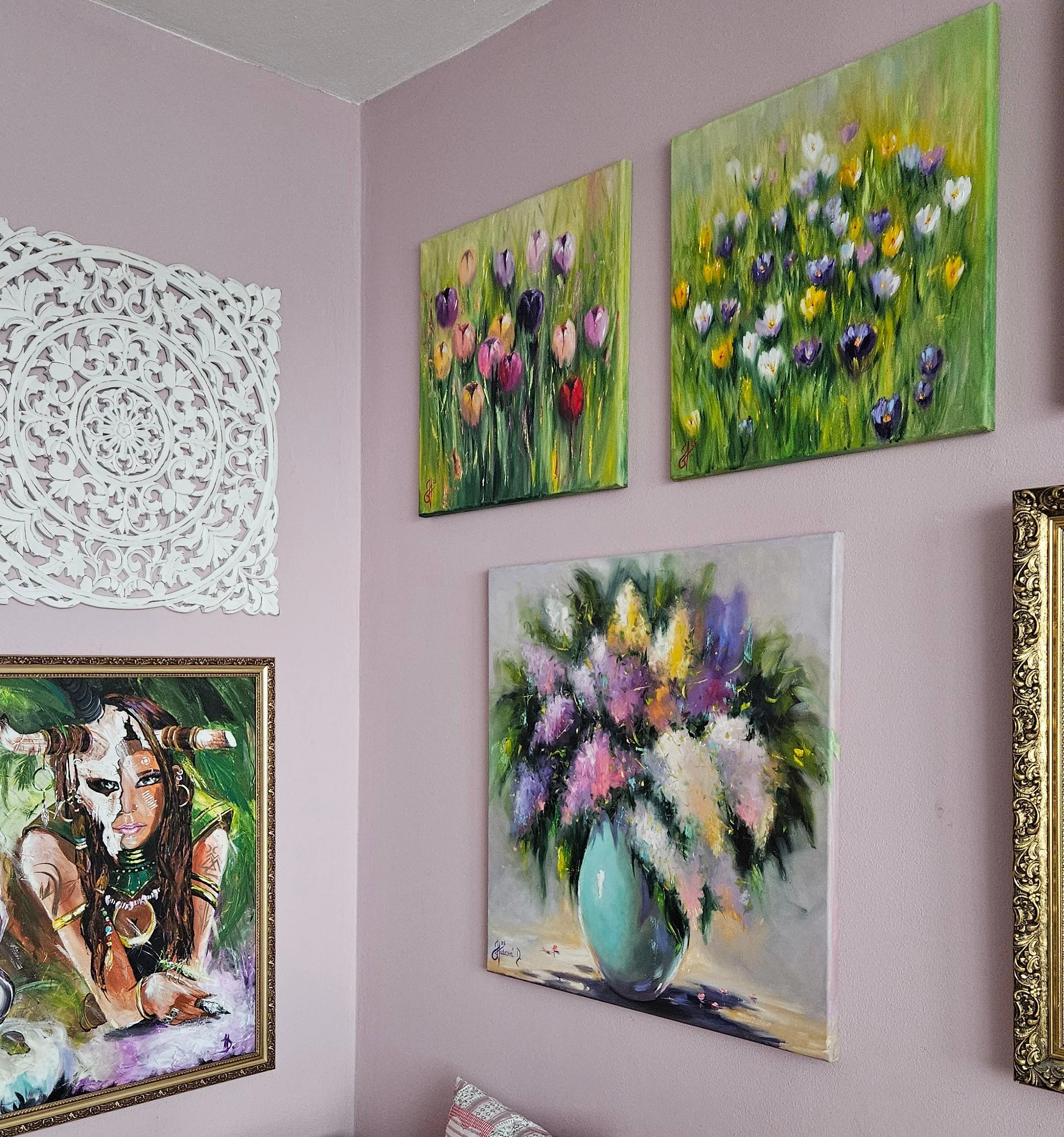 Jarné kvety.  Farebné tulipány v záhrade. Moderný ručne maľovaný obraz na predaj.