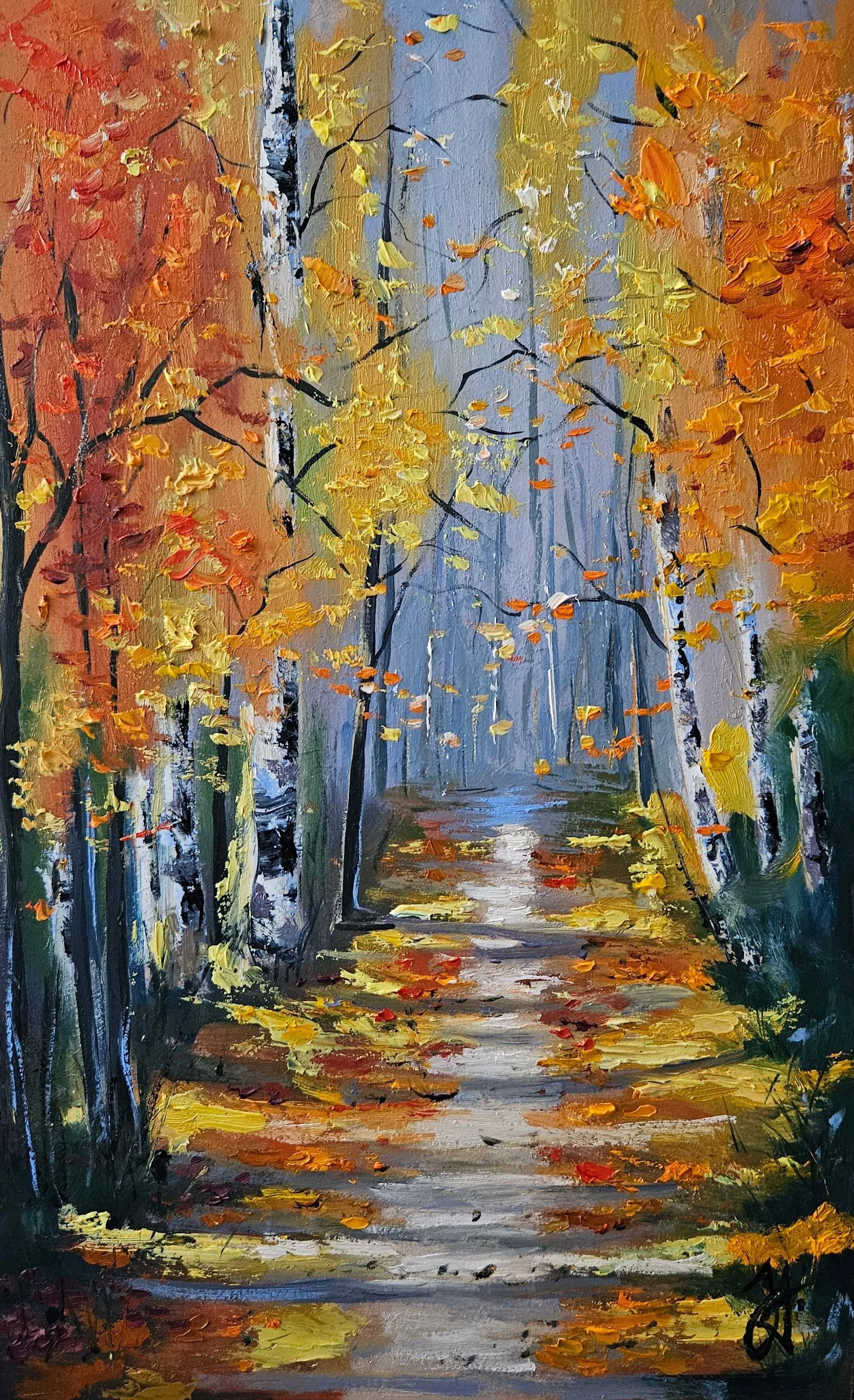 Les na jeseň. Slnkom zaliaty chodník v lese na jeseň. Autumn.