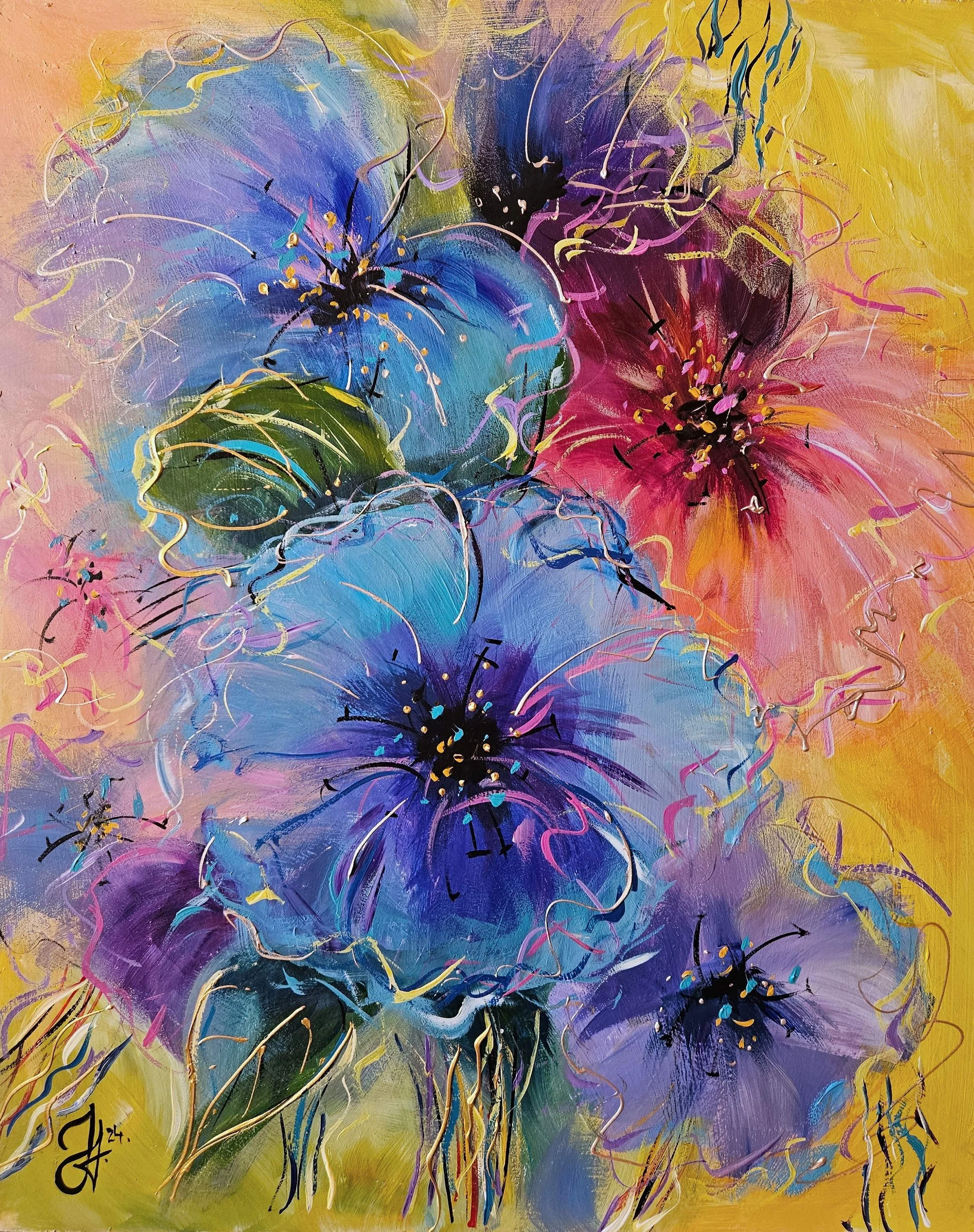 Obraz s veľkými modrými kvetmi  na žltom pozadí, so zlatými odleskami. Moderný obraz s kvetmi.