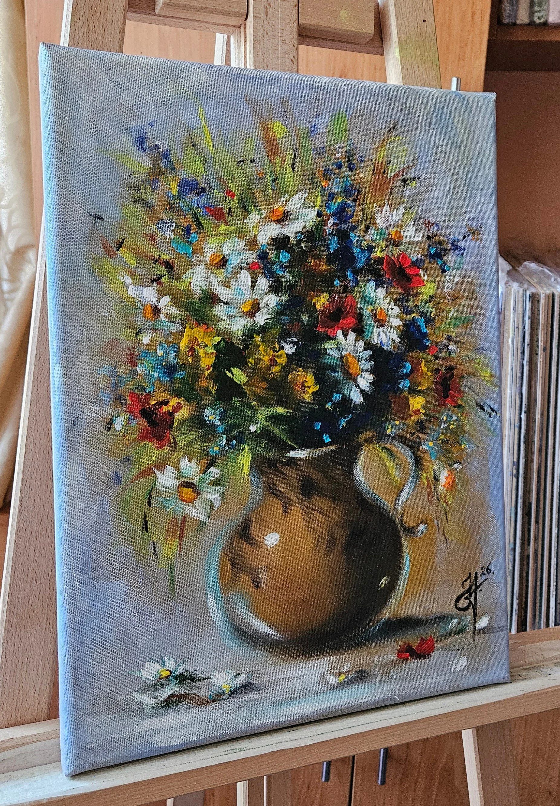 Lúčne kvety v džbáne. Zátišie s poľnými kvetmi. Ručne maľovaný obraz na predaj.