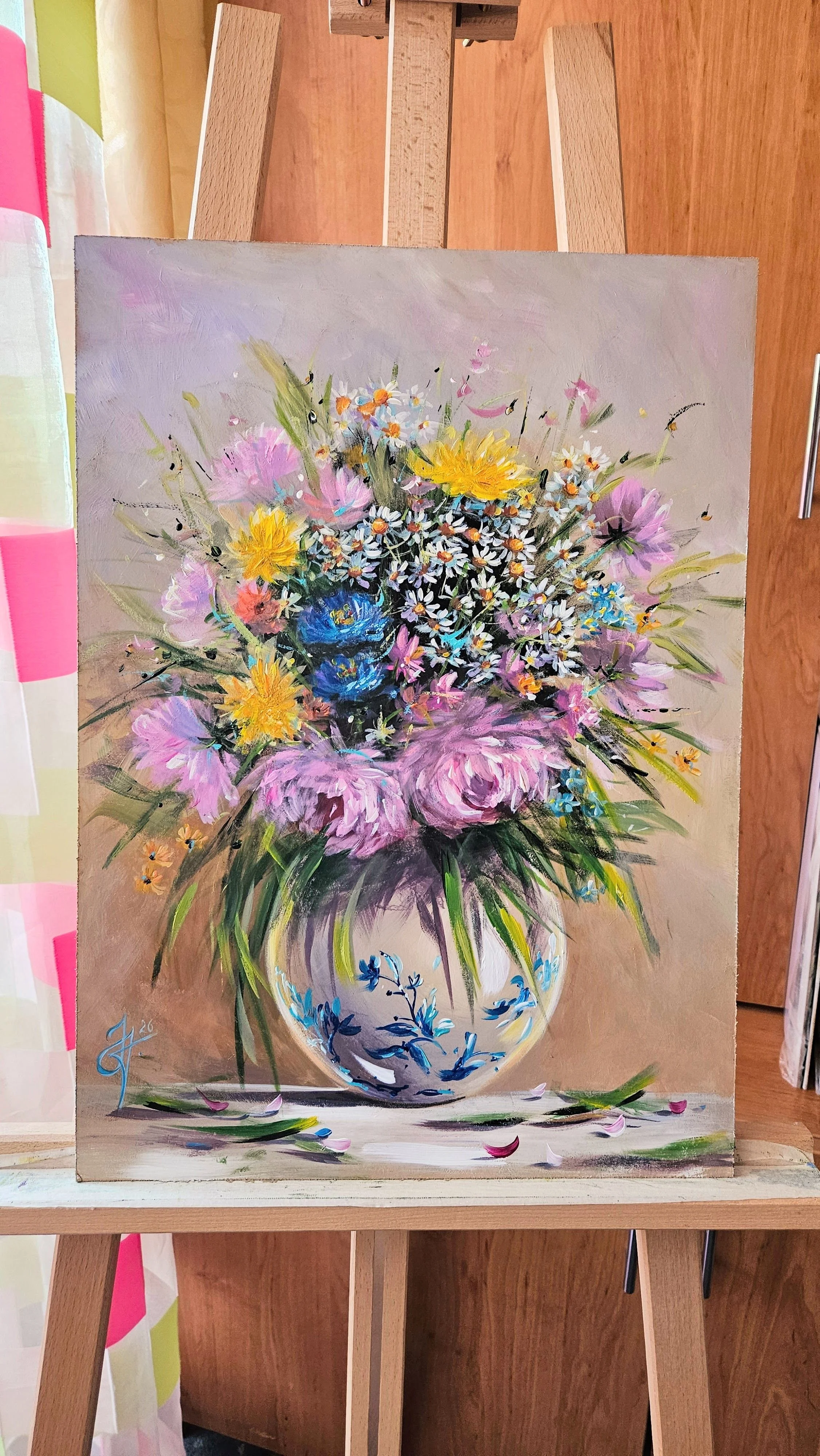 Kytica letných kvetov vo váze. Zátišie s kvetmi. Ručne maľovaný obraz na predaj.