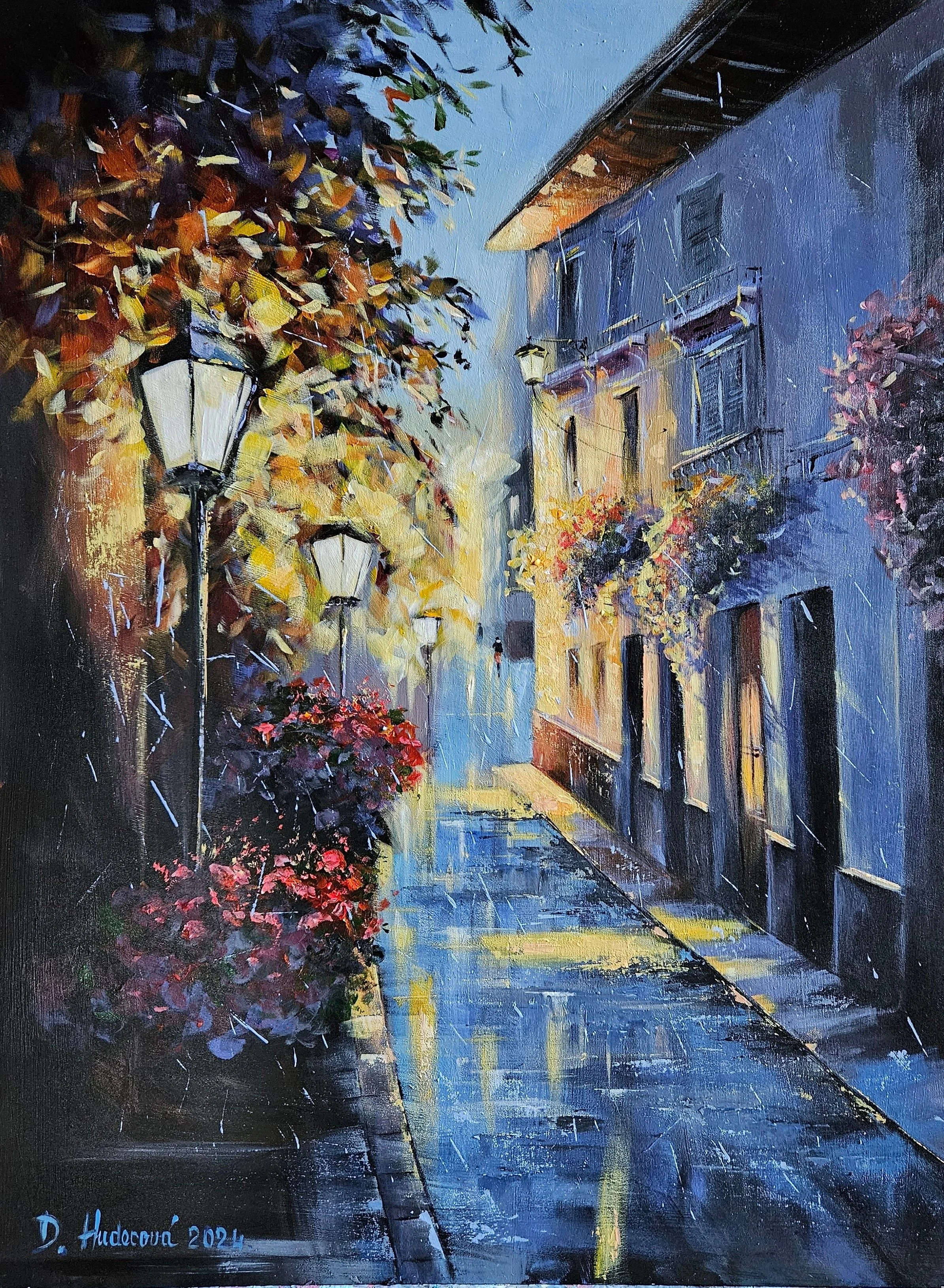 Večerná ulica v daždi pod lampou. Prechádzka mestom.