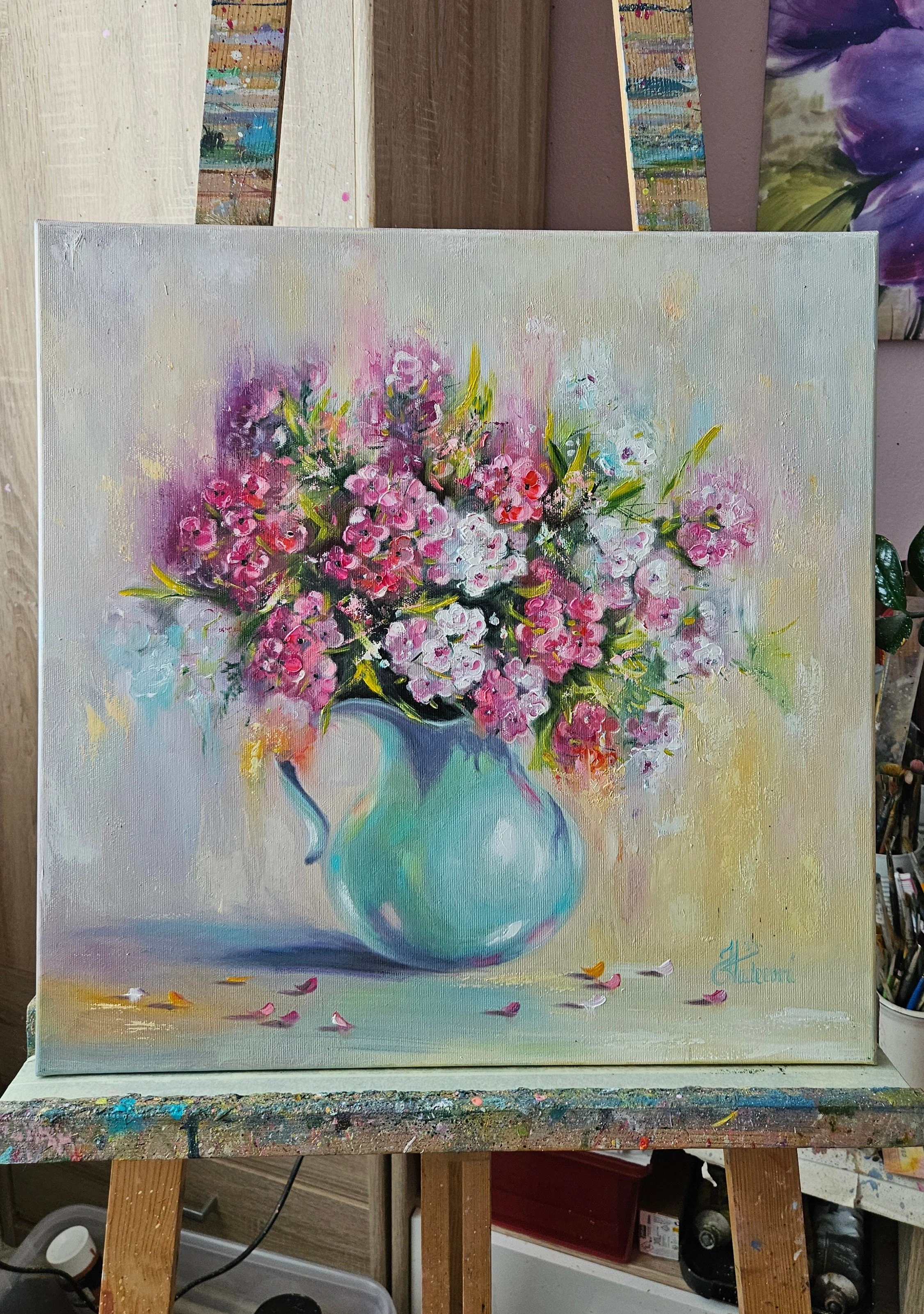 Farebná kytica kvetov  v tyrkysovej váze. Zátišie s kvetmi. Floksy. Flowers painting.