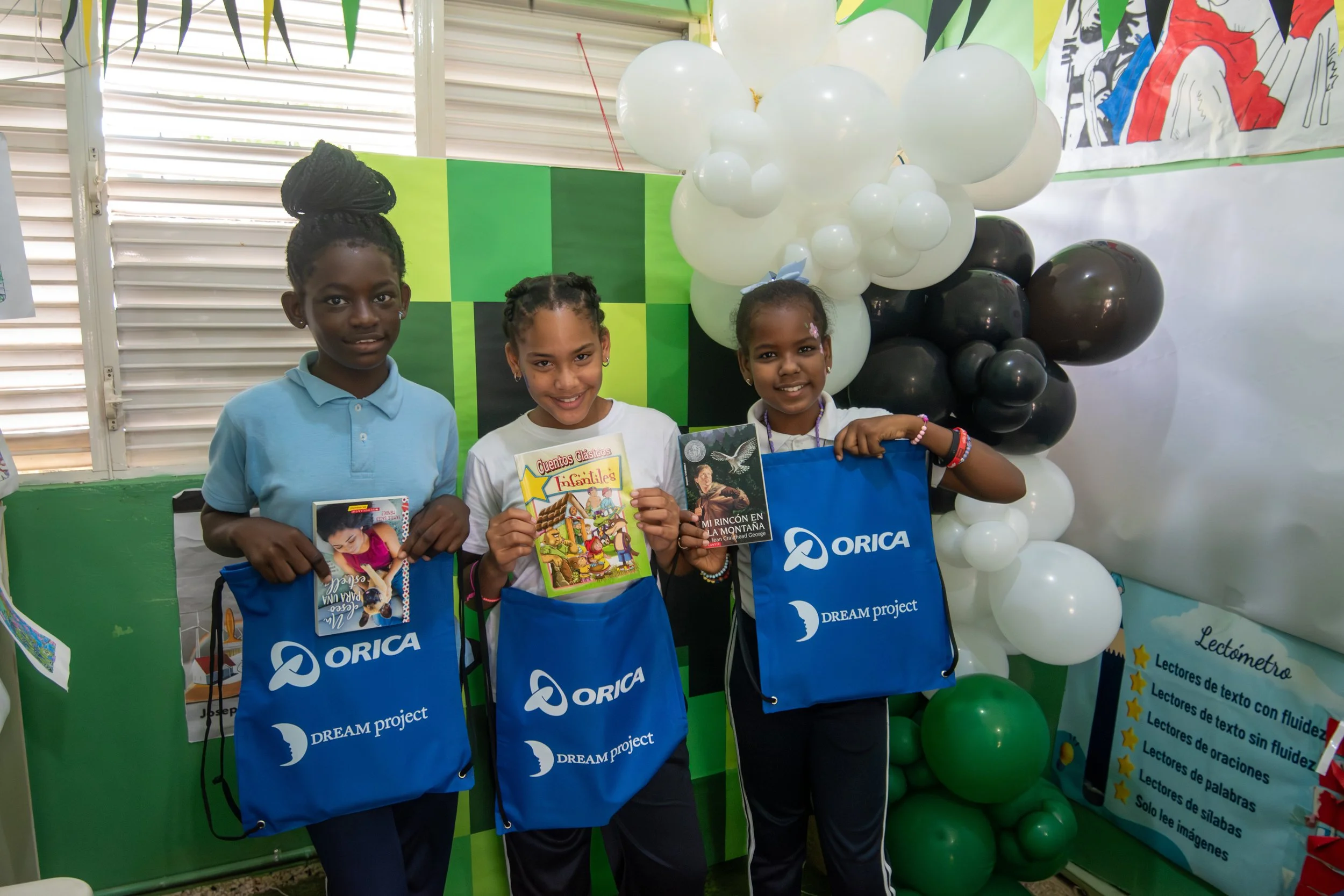 Feria del Libro 2026 - DREAM x Orica47.JPG
