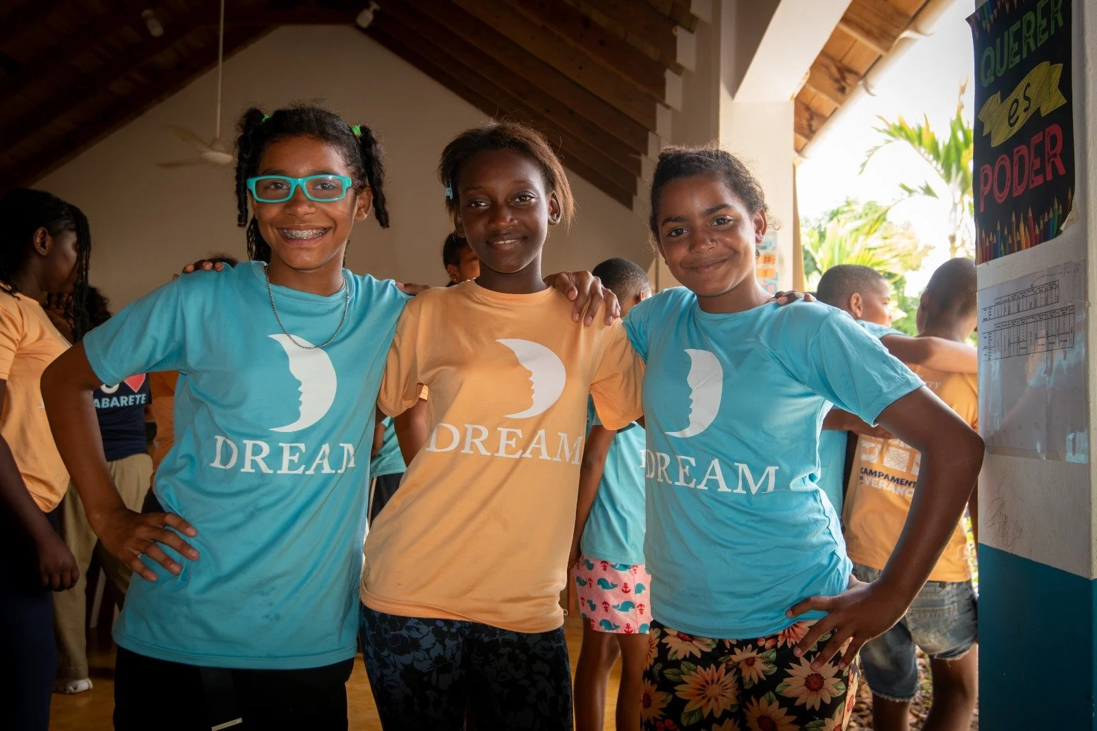 El Proyecto DREAM y la Fundación de la Familia Doughty ofrecen programas educativos de verano a niños y niñas de Puerto Plata