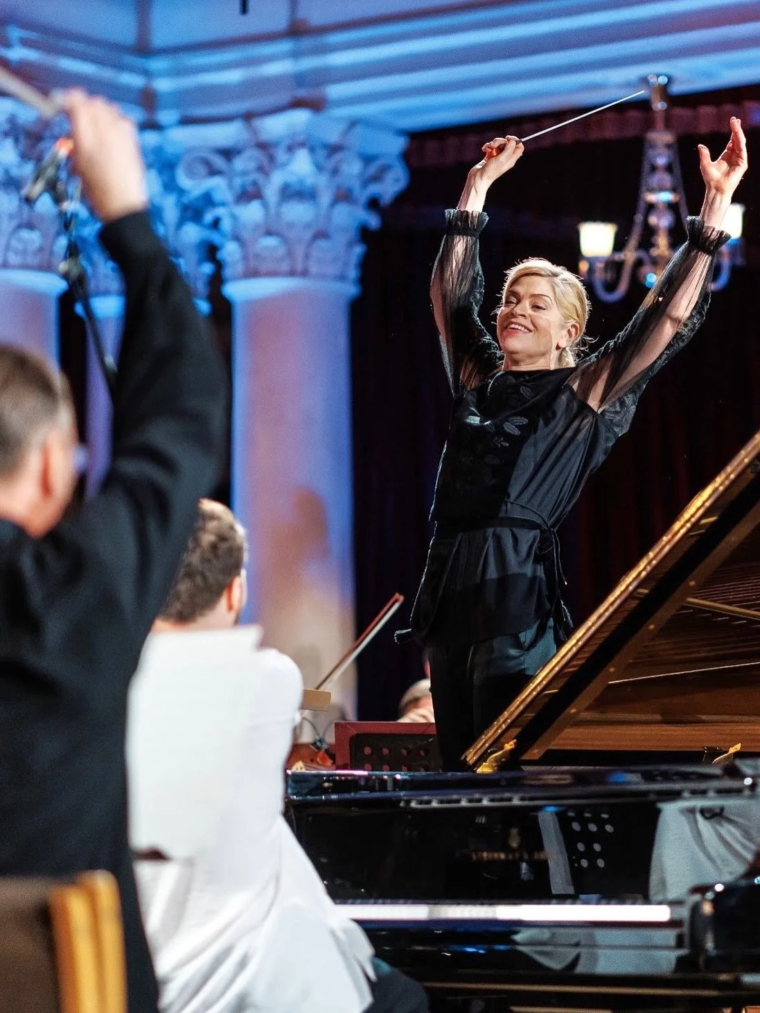 Tomorrow at 15:30 CET, the French German cultural channel @arte.tv will make classical music broadcasting history with its eight hour piano concerto marathon. 

I&rsquo;m proud to be participating and doubly proud to be conducting legendary Ukrainian