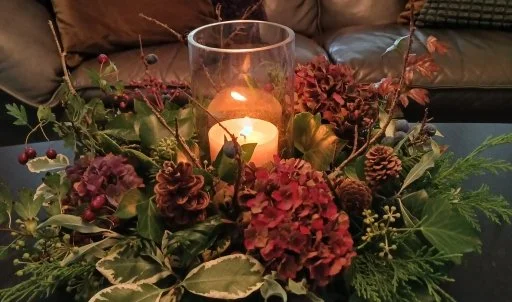 Friday 11 Dec: Festive Flower Arranging at The Hall