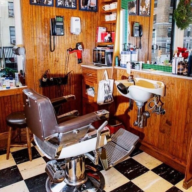 An old school barber shop must have aged wood trimmings, leather-and-chrome barber chairs, antique barber poles, and shop heirlooms compliment the modern day luxuries, including complimentary cappuccino served upon each gentlemen&rsquo;s arrival. Tha