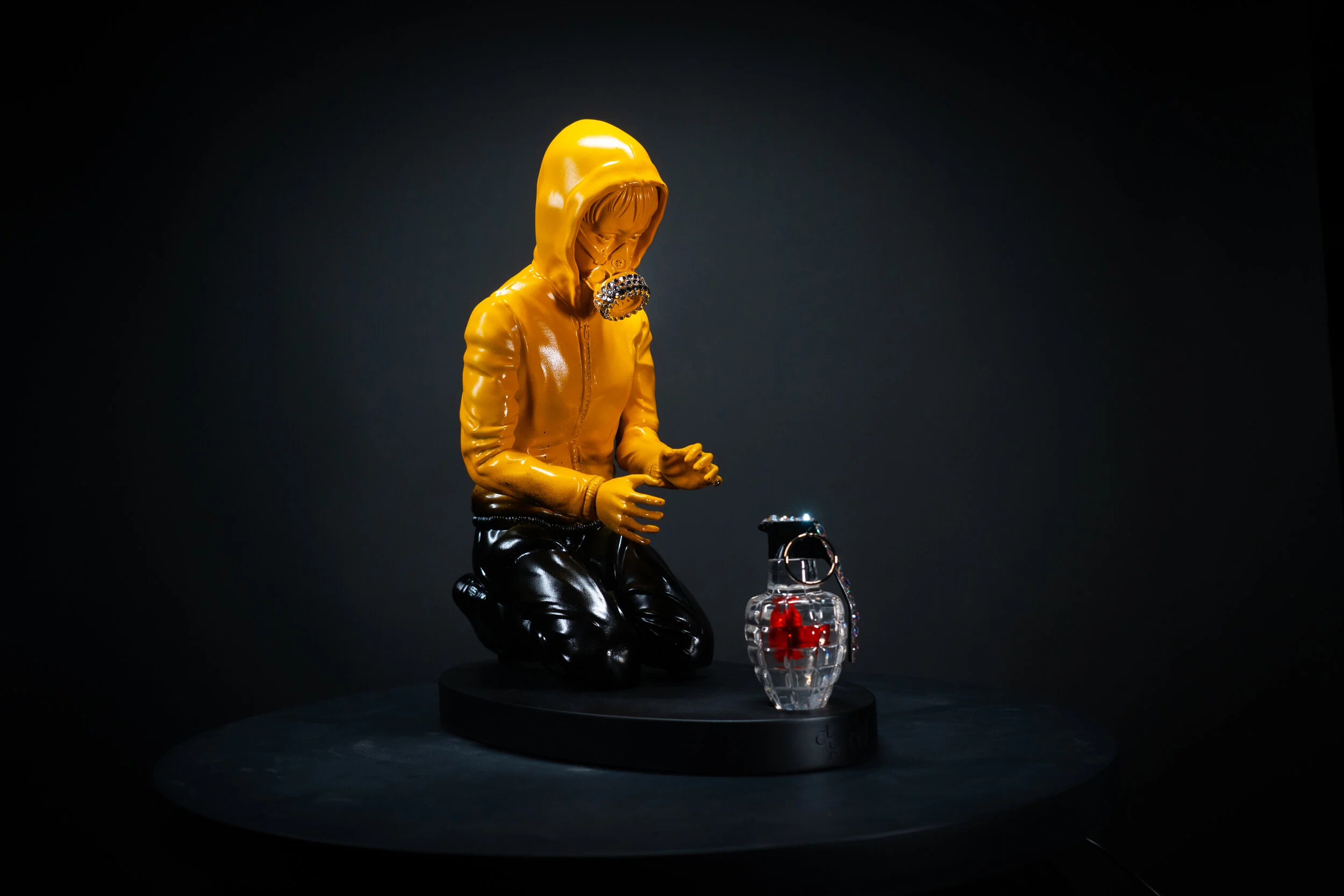 LIMITED EDITION HOPE SCULPTURE - YELLOW/BLACK WITH CRYSTALS