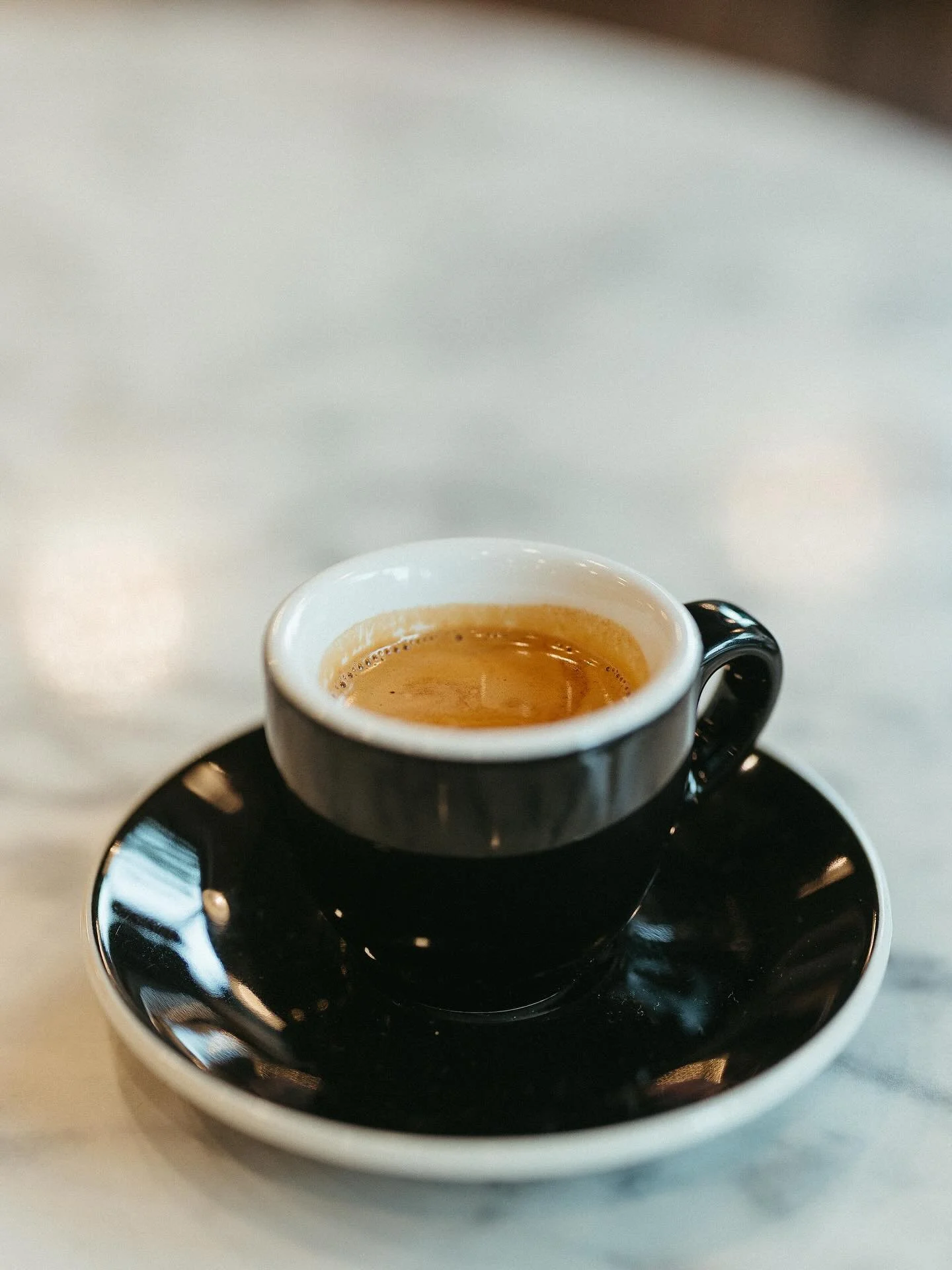 Here’s our ode to good espresso!
Coffee drinks like lattes, cappuccinos, and cortados are only as good as the quality of ingredients that make them up. We’re biased, but we think the Nine Bars Espresso blend from our friends @speedwellco