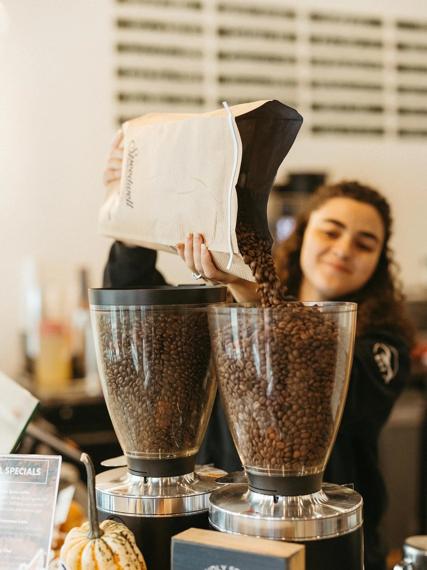 The smell of fresh coffee, the taste of cozy spices in your drink, and the sound of milk steaming while laughter fills the air. 
Nothing beats autumn in the shop. 🍁☕️